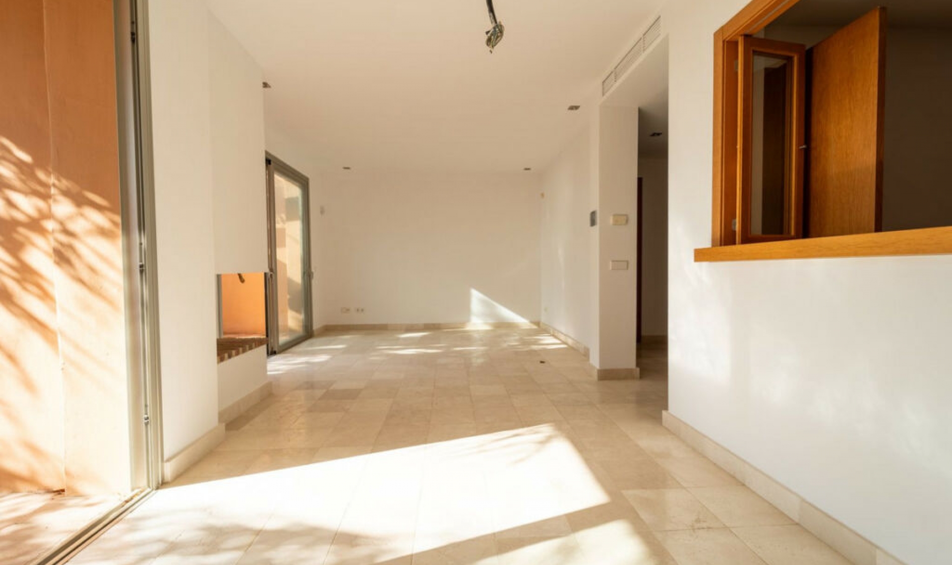 Resale - House -
Riviera del Sol