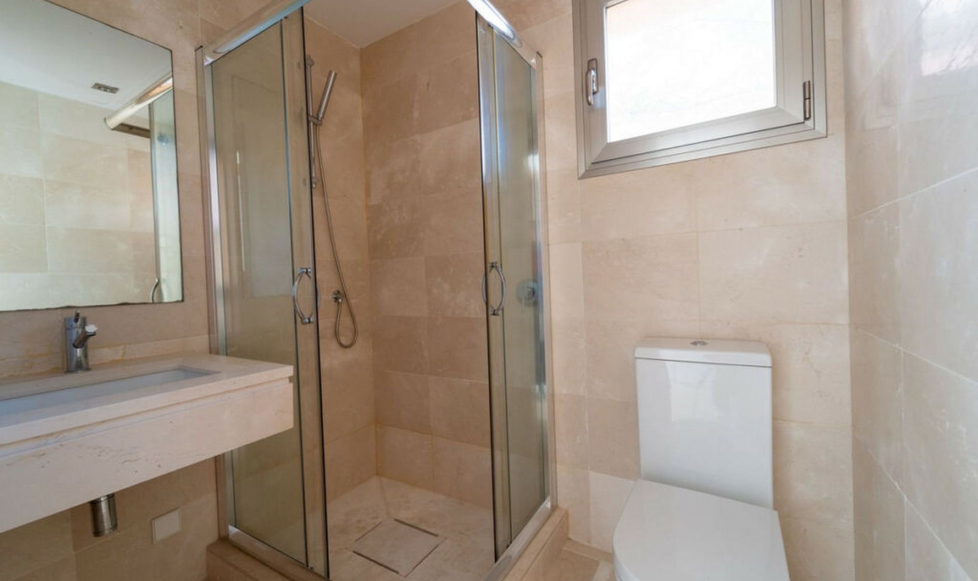 Resale - House -
Riviera del Sol