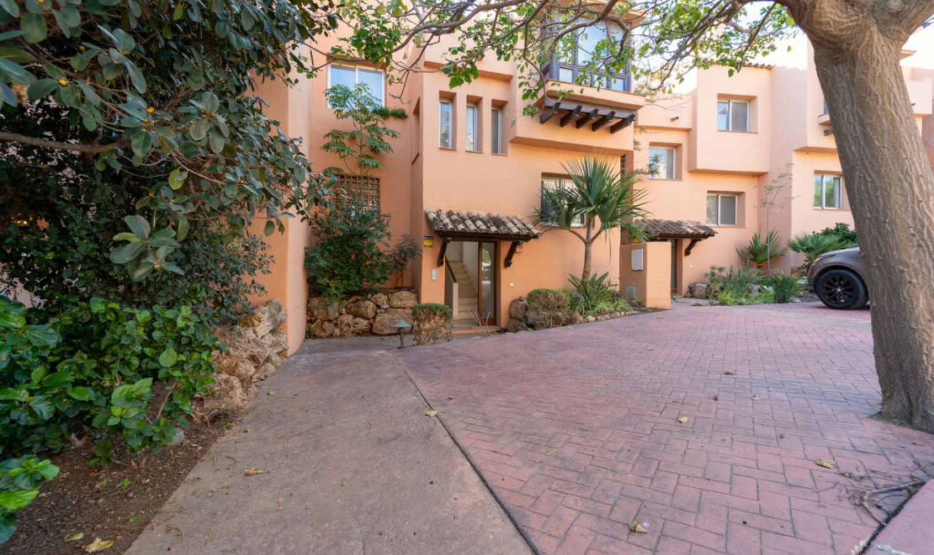 Resale - House -
Riviera del Sol