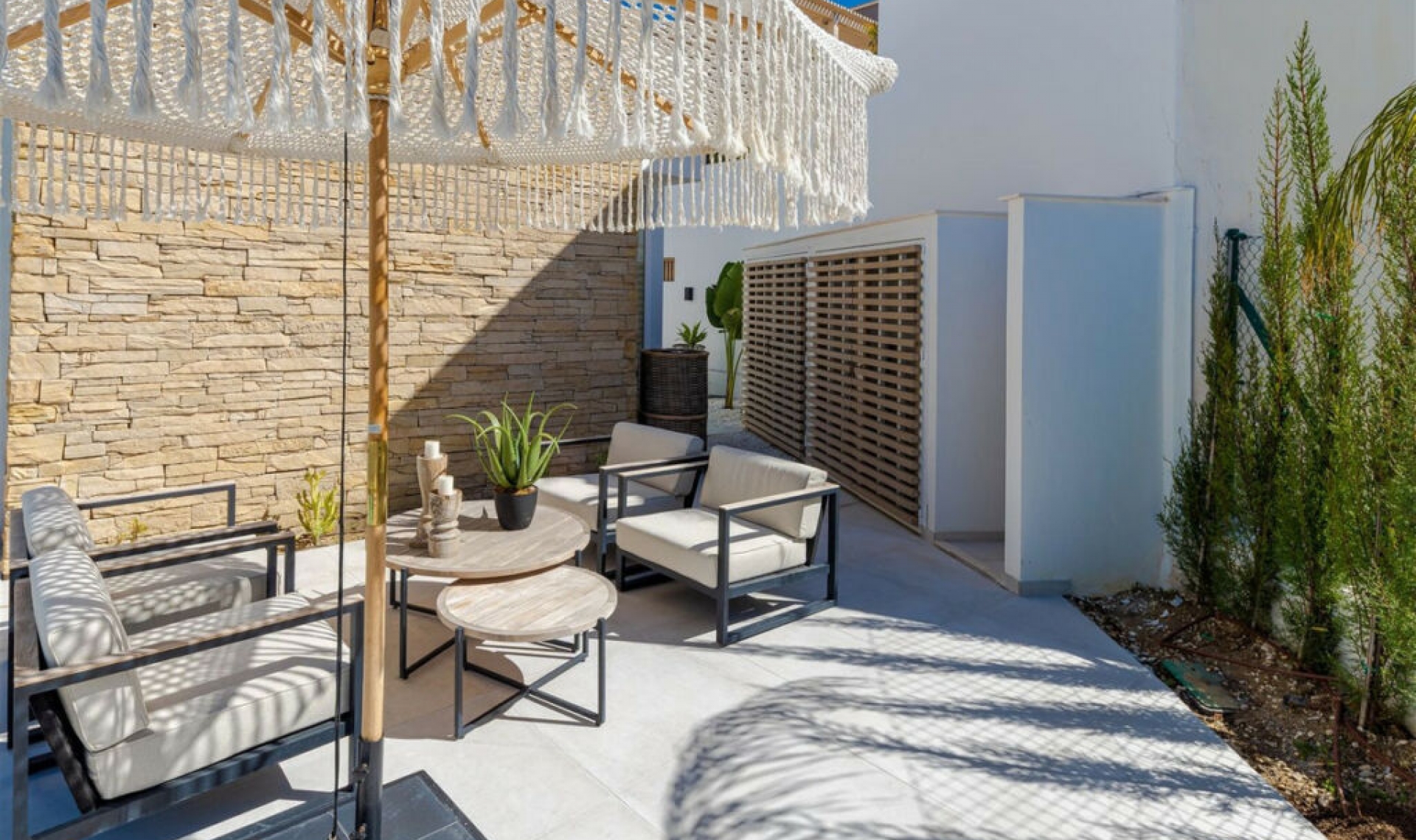 Resale - House -
Riviera del Sol