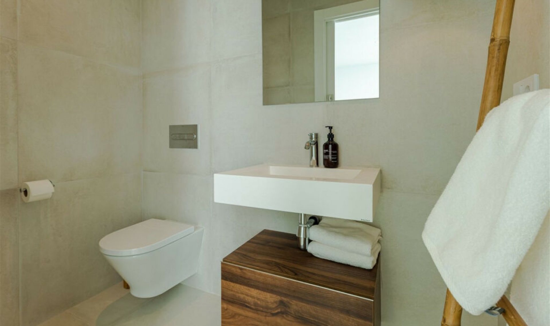 Resale - House -
Riviera del Sol