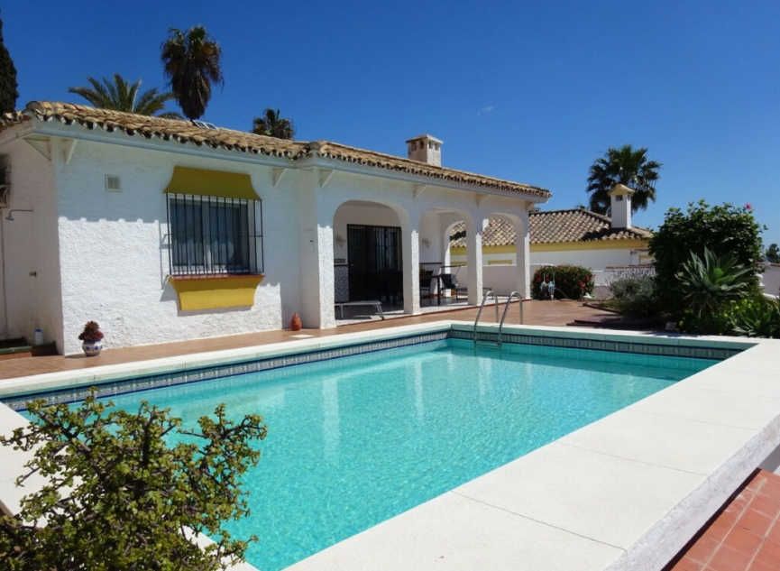 Resale - House -
Riviera del Sol