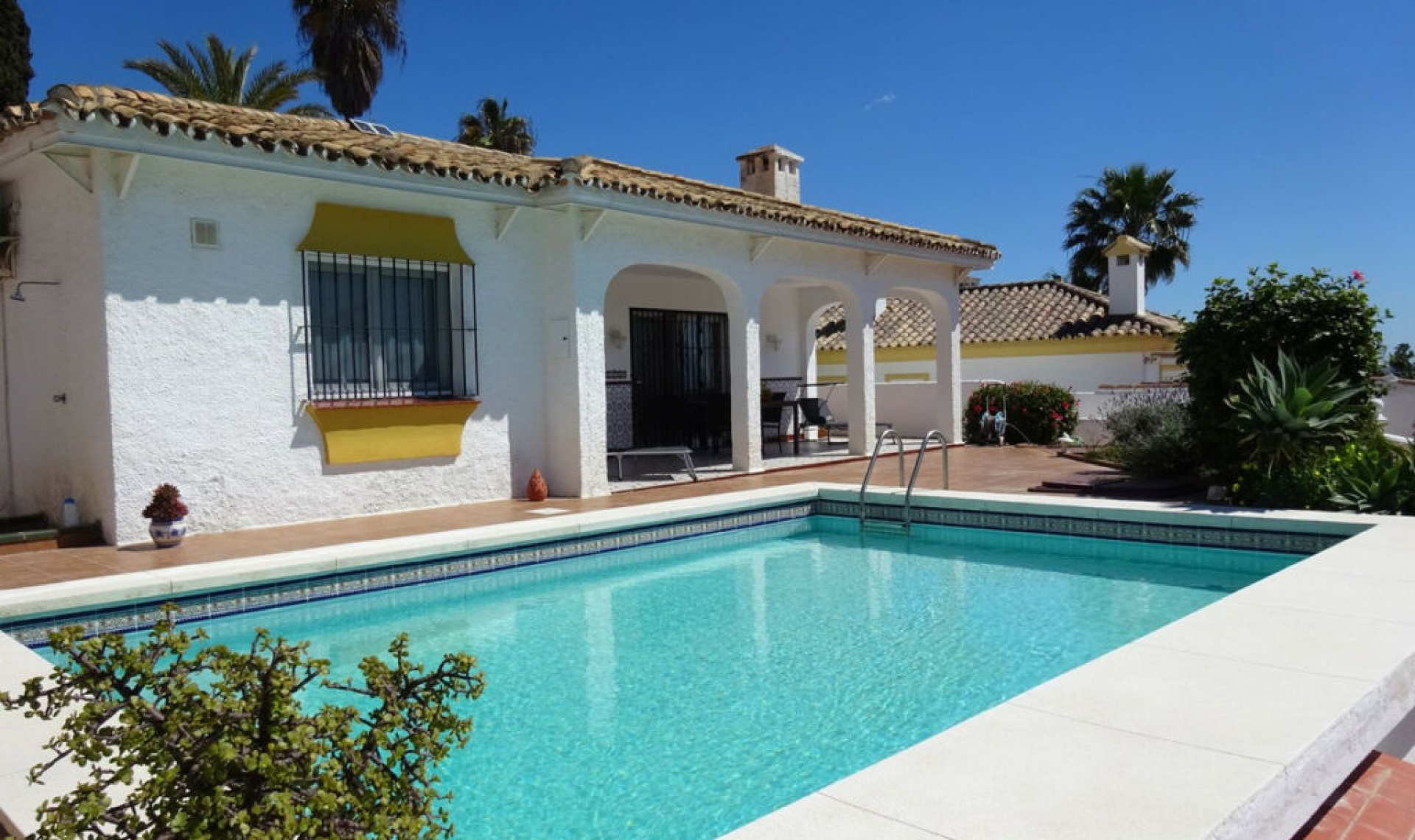 Resale - House -
Riviera del Sol