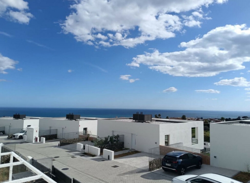 Resale - House -
Riviera del Sol