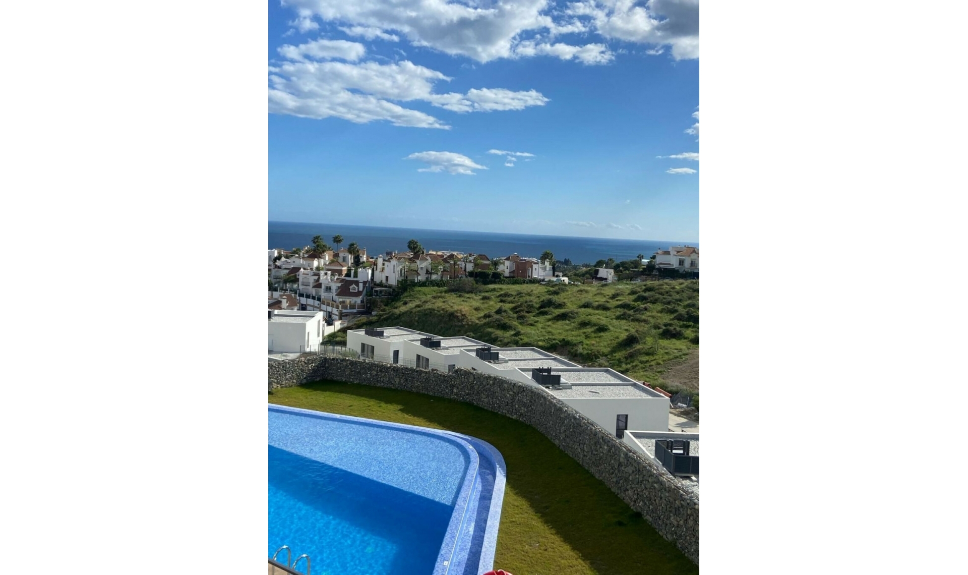 Resale - House -
Riviera del Sol