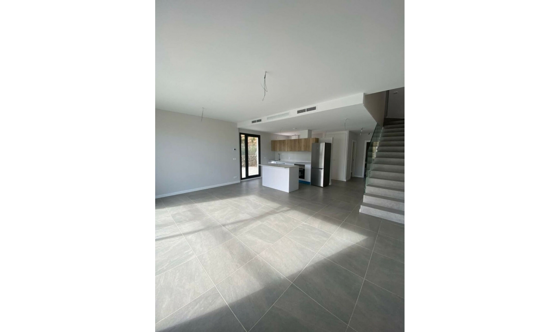 Resale - House -
Riviera del Sol