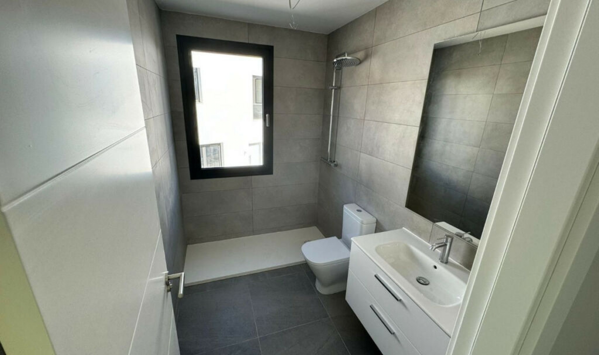 Resale - House -
Riviera del Sol