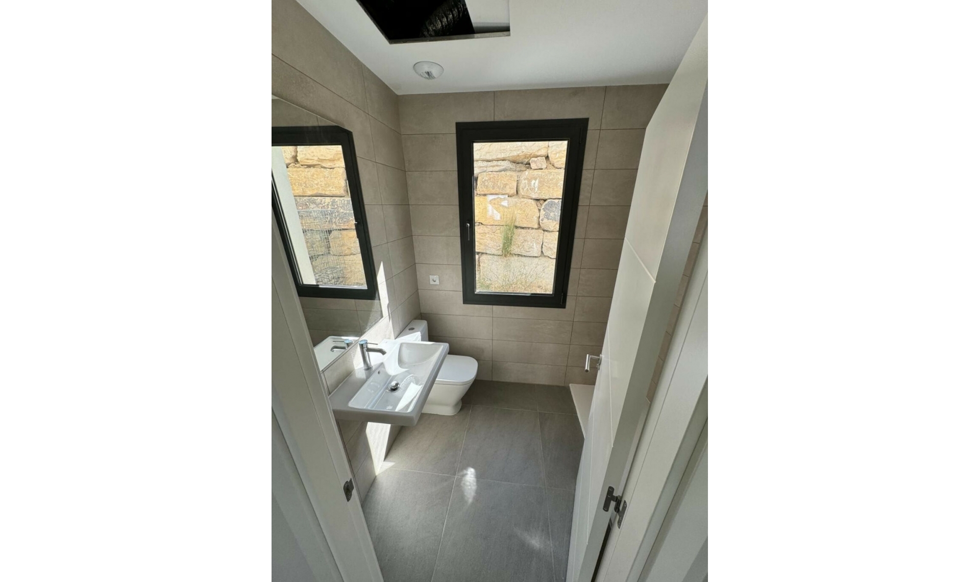 Resale - House -
Riviera del Sol
