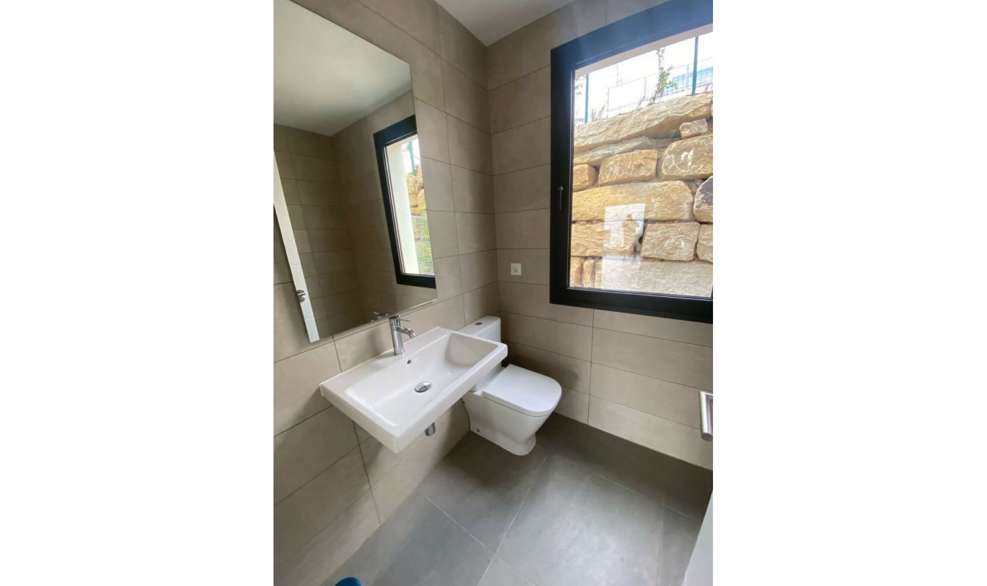 Resale - House -
Riviera del Sol