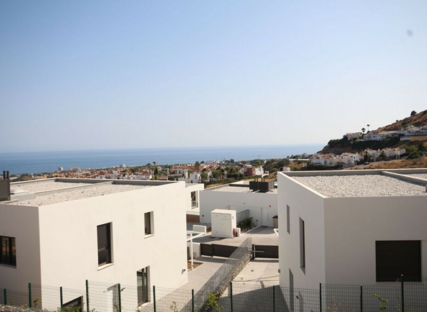 Resale - House -
Riviera del Sol