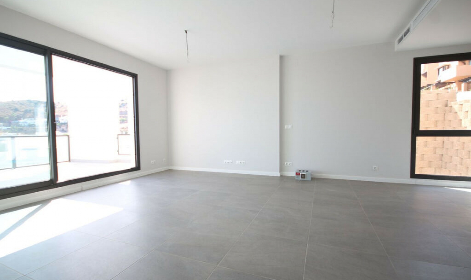 Resale - House -
Riviera del Sol