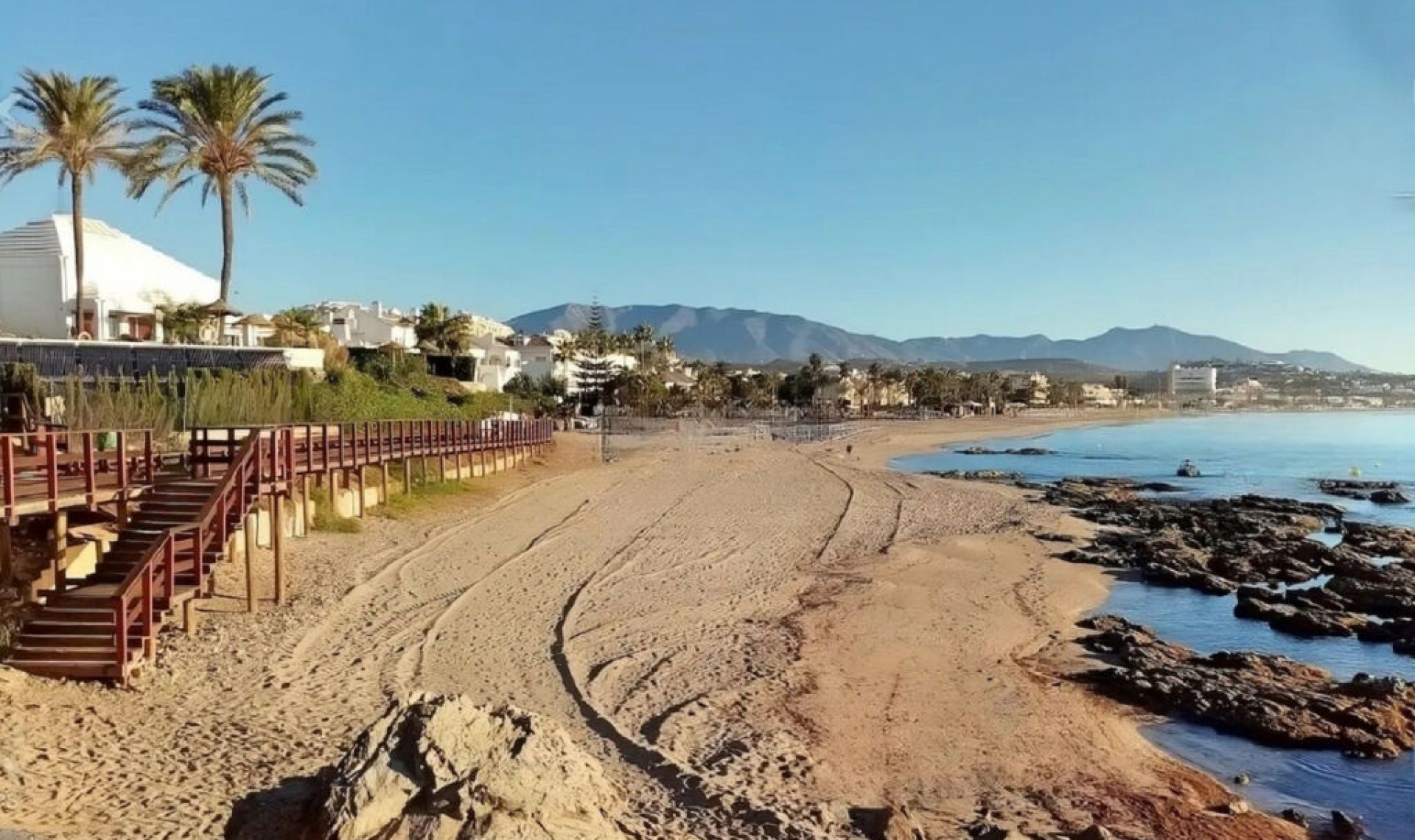 Resale - House -
Riviera del Sol