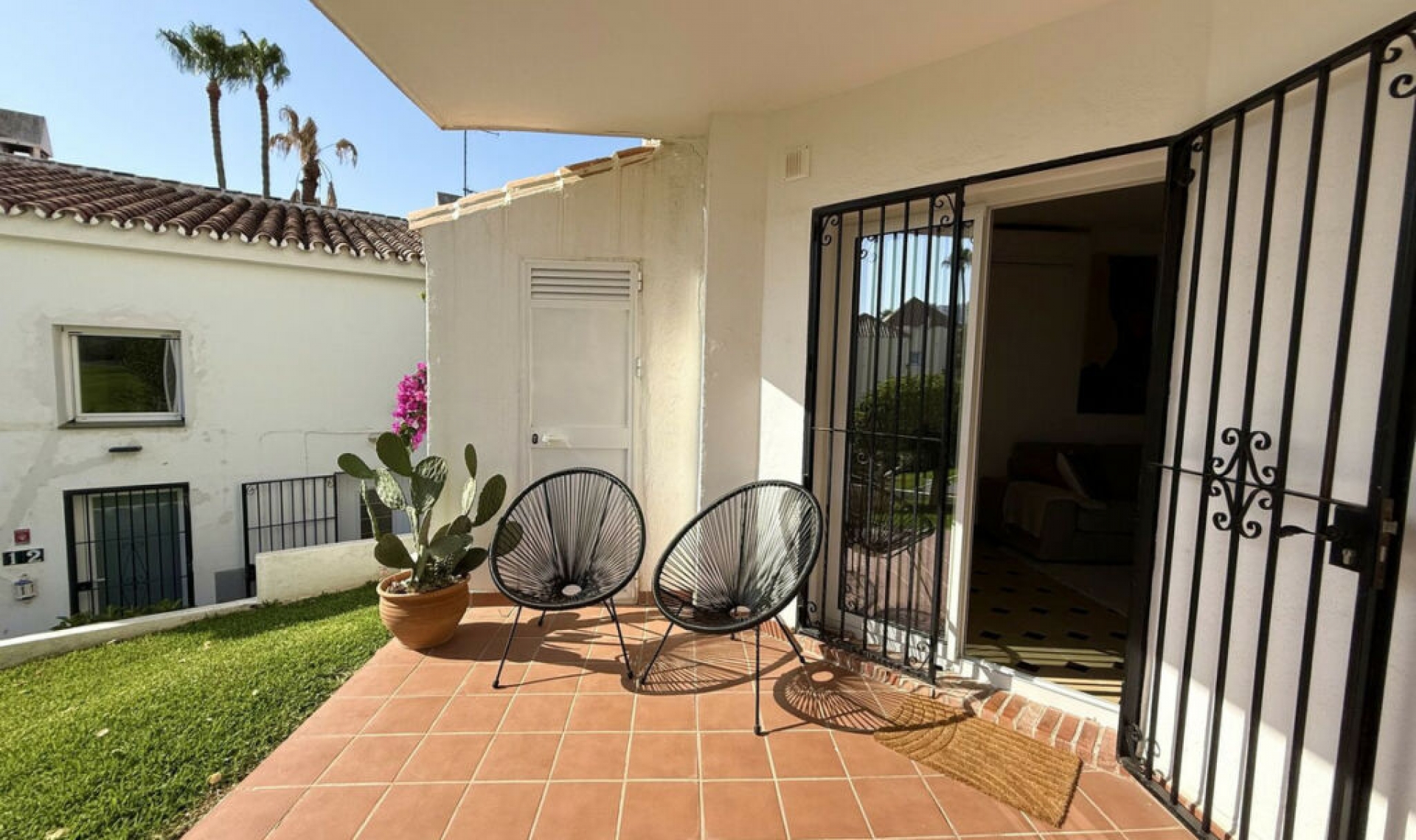 Resale - House -
Riviera del Sol