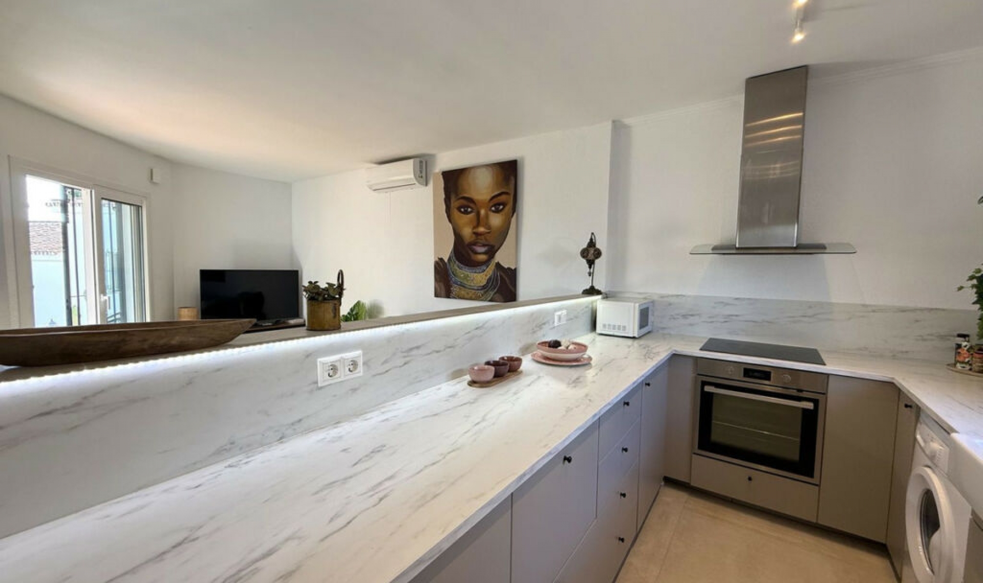 Resale - House -
Riviera del Sol