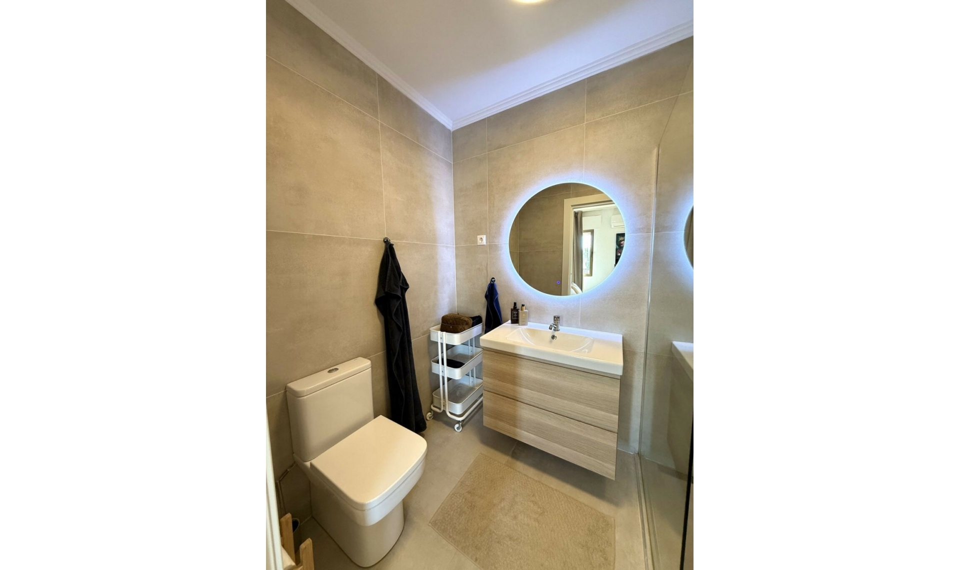 Resale - House -
Riviera del Sol