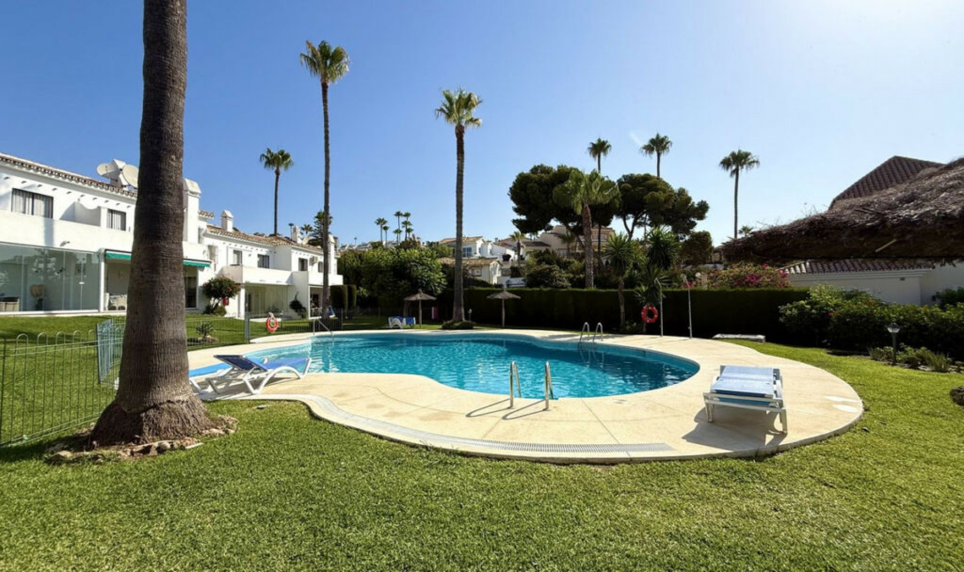 Resale - House -
Riviera del Sol