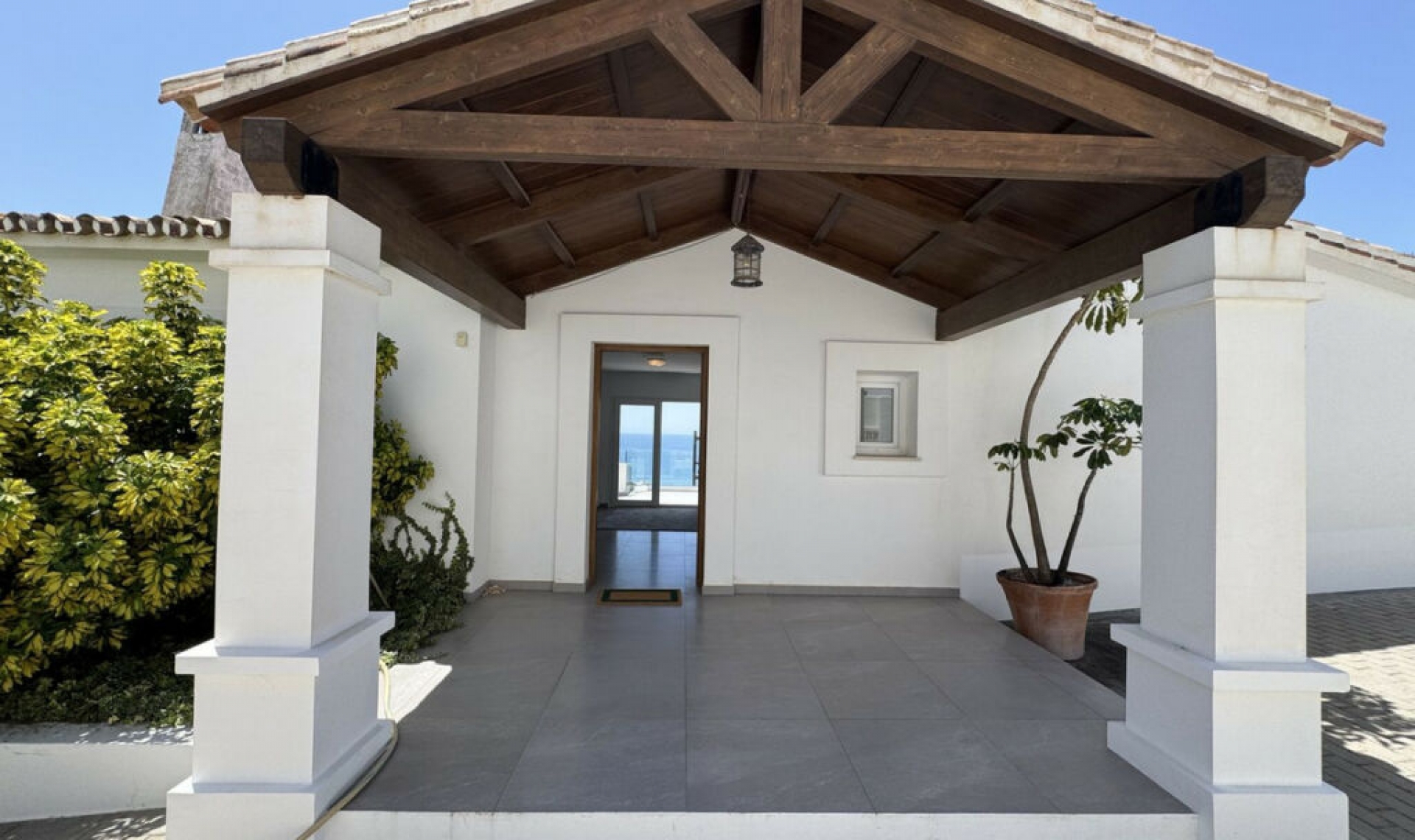 Resale - House -
Riviera del Sol