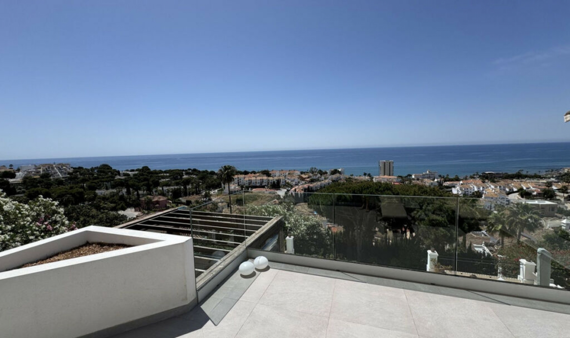 Resale - House -
Riviera del Sol