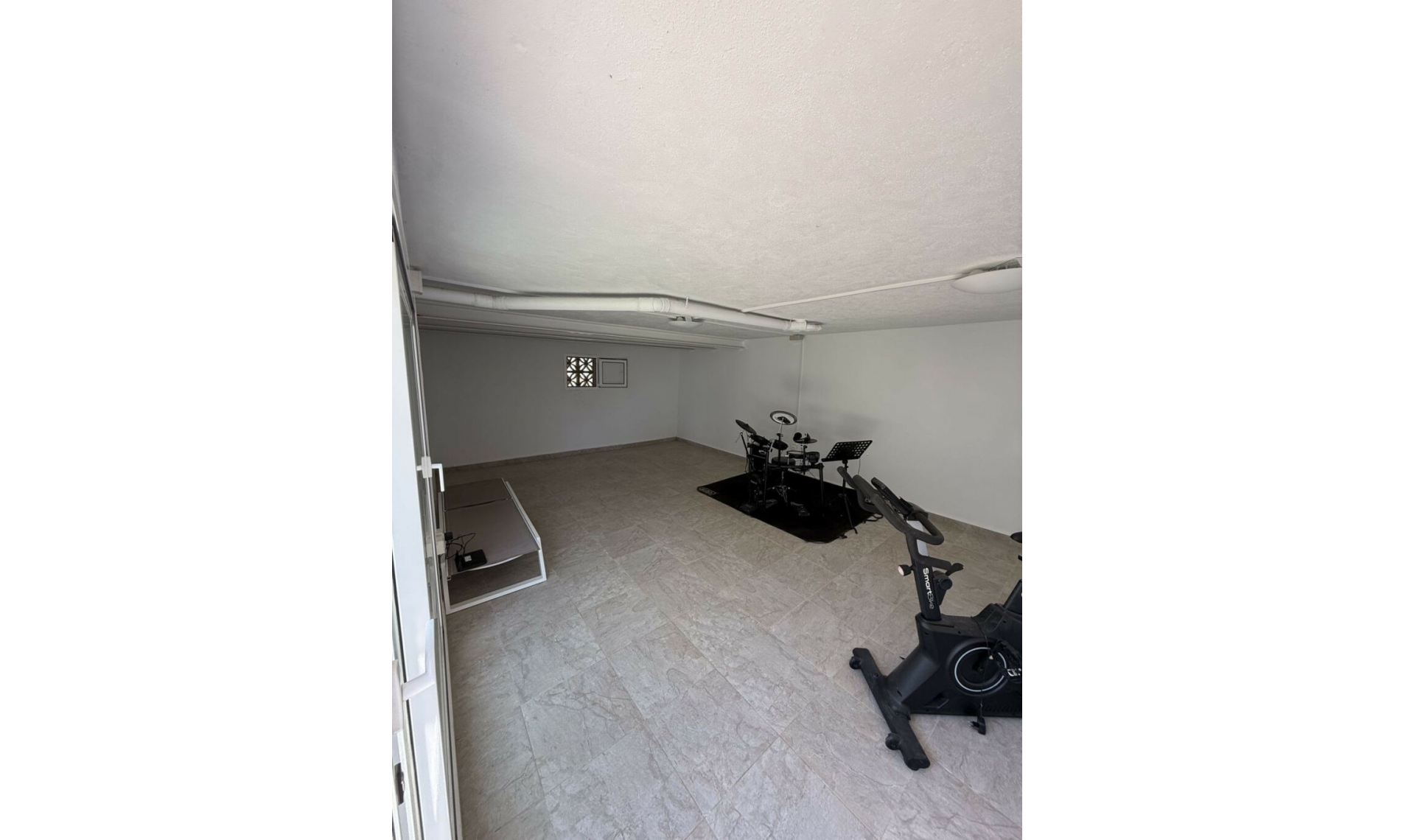 Resale - House -
Riviera del Sol