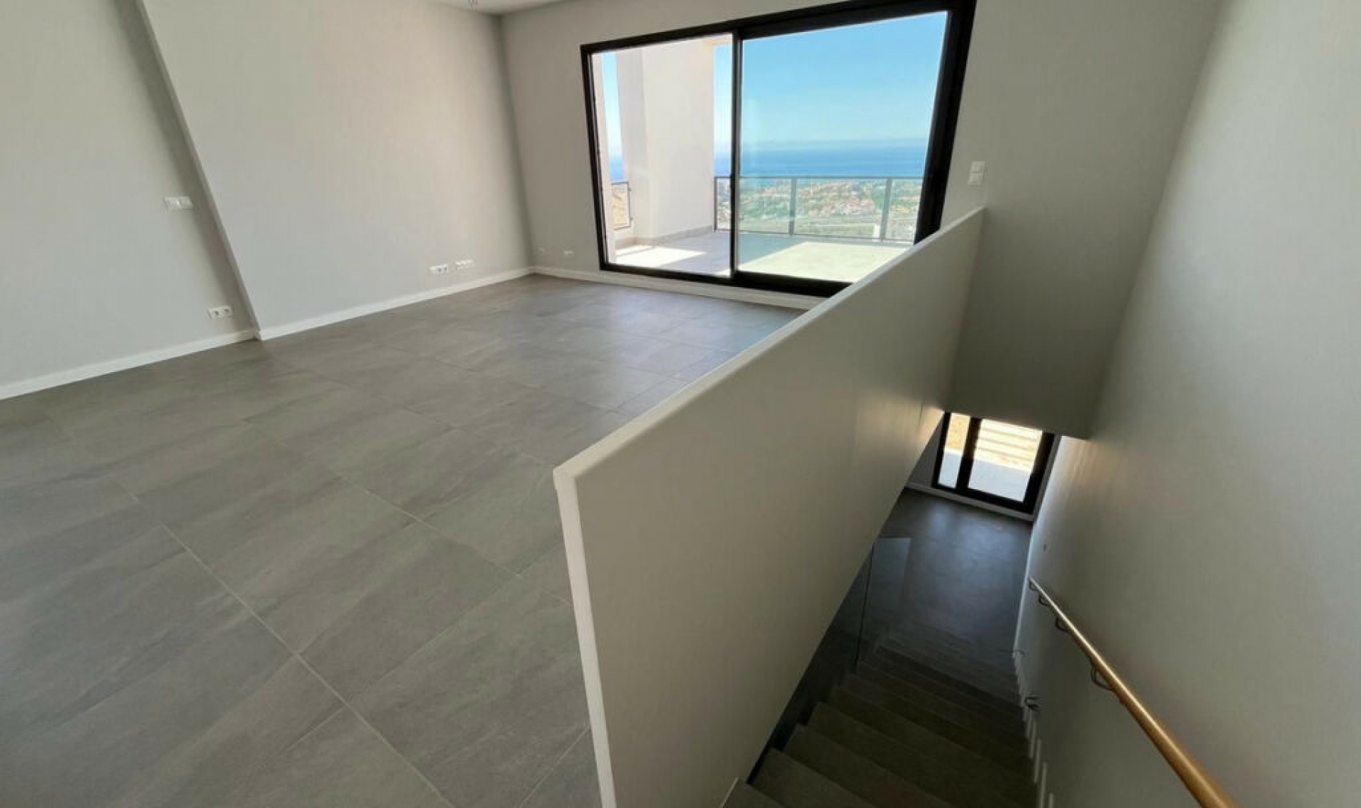 Resale - House -
Riviera del Sol