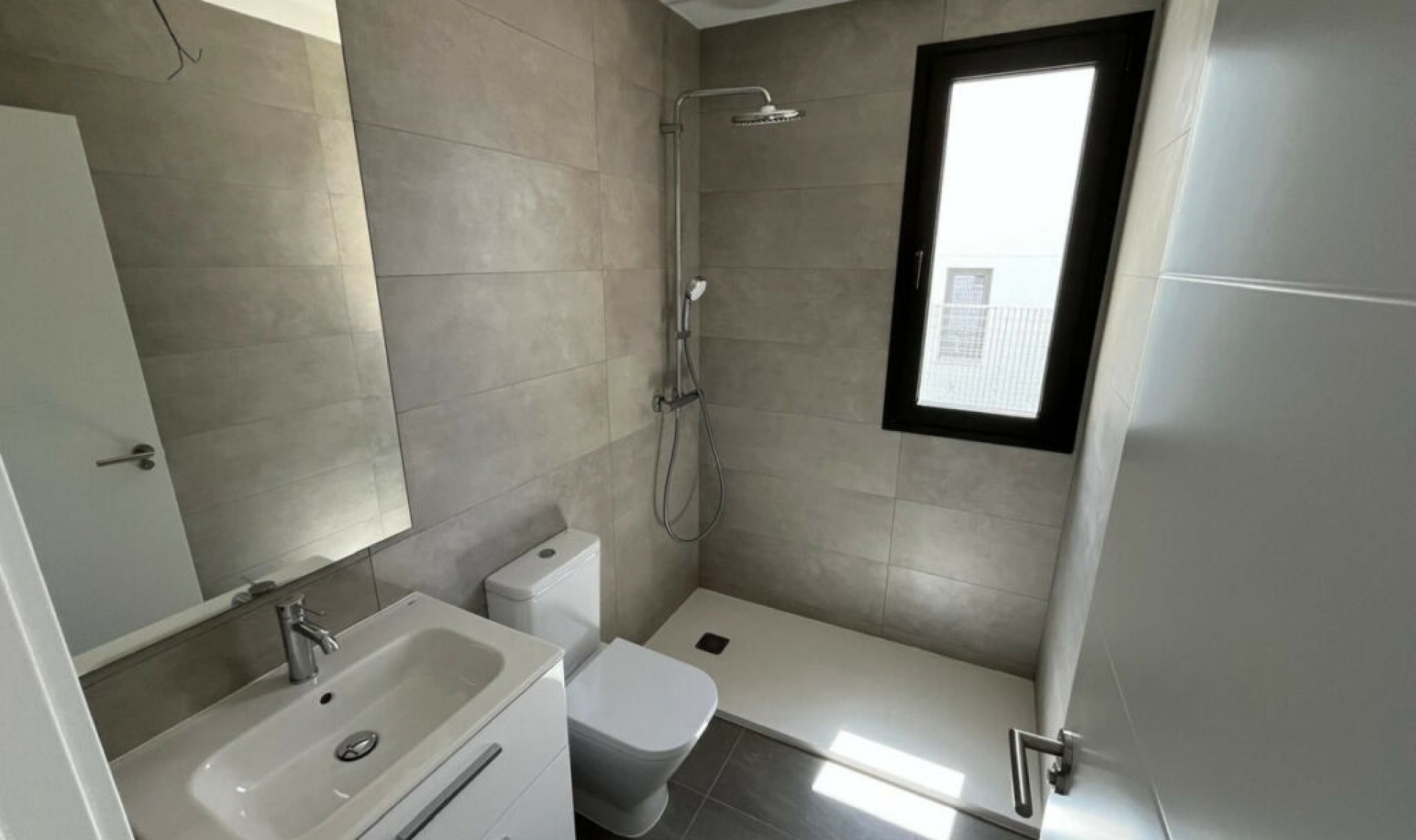 Resale - House -
Riviera del Sol