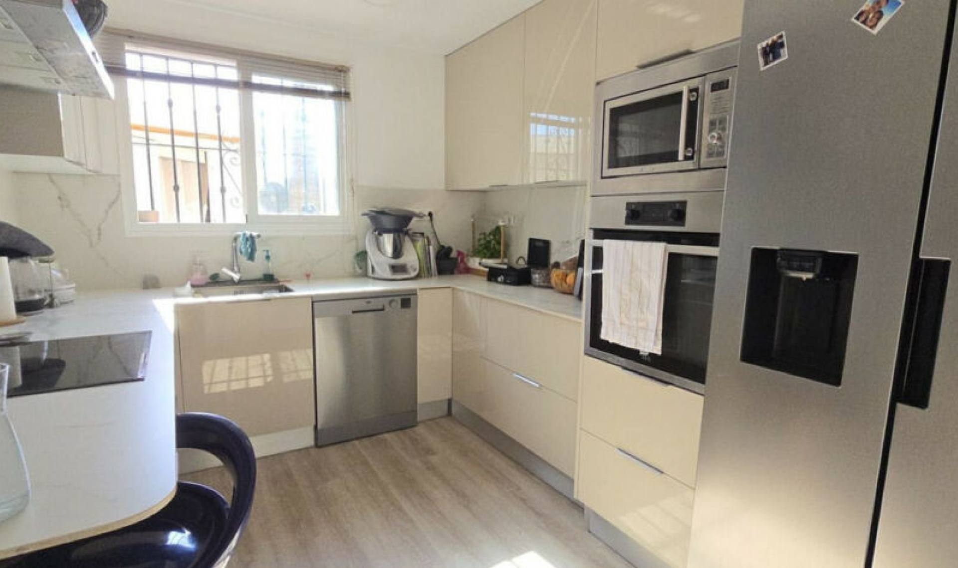 Resale - House -
Riviera del Sol