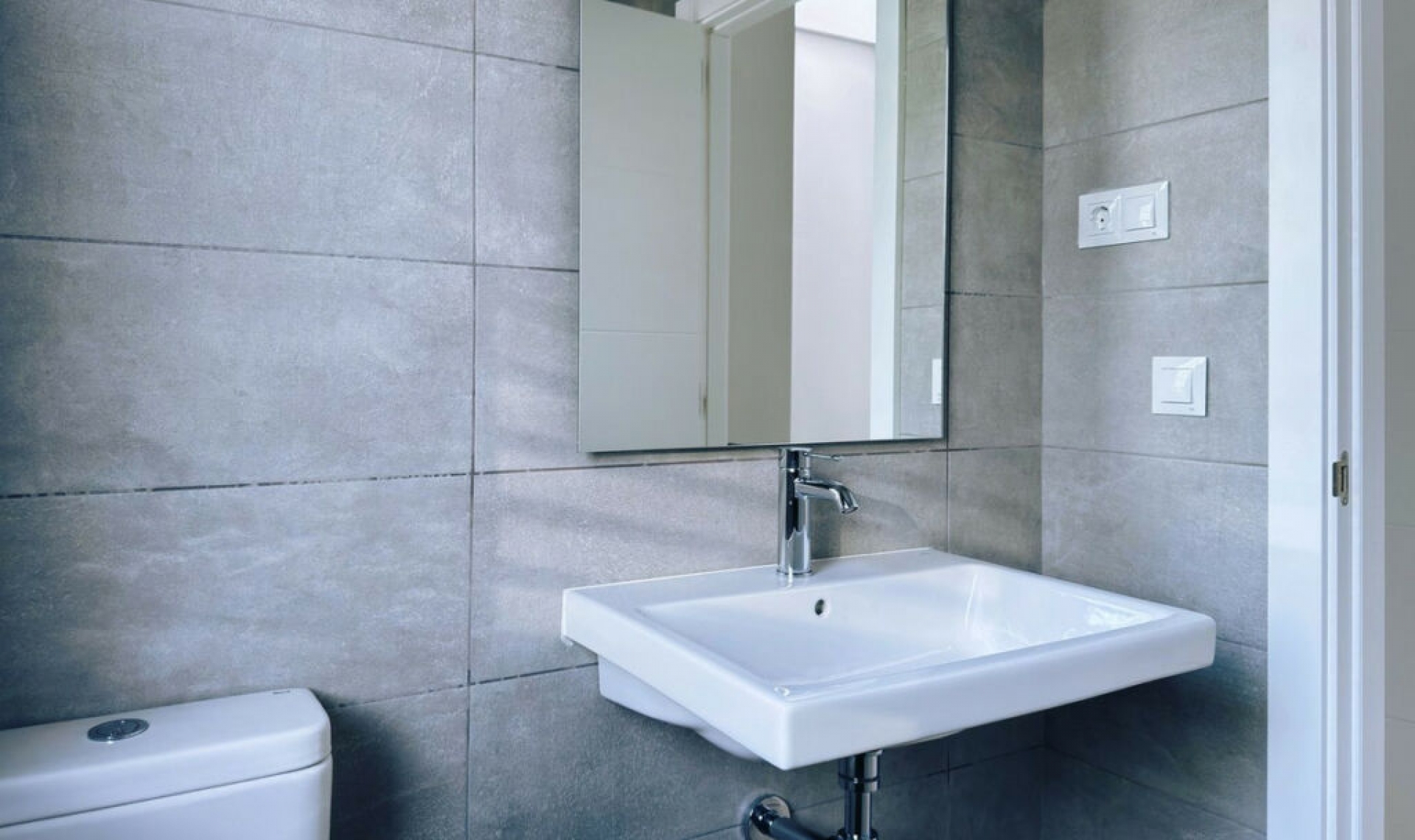 Resale - House -
Riviera del Sol