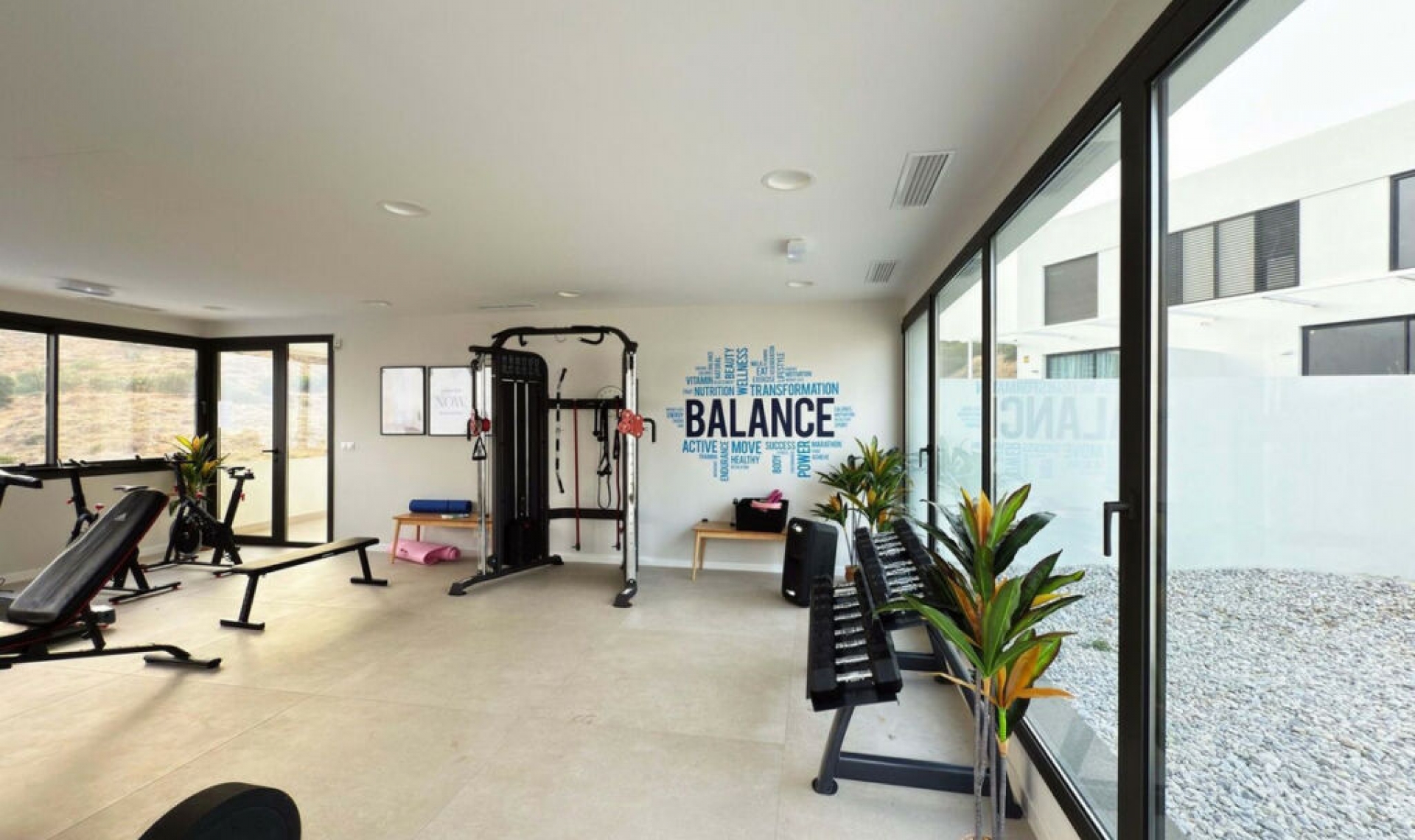 Resale - House -
Riviera del Sol