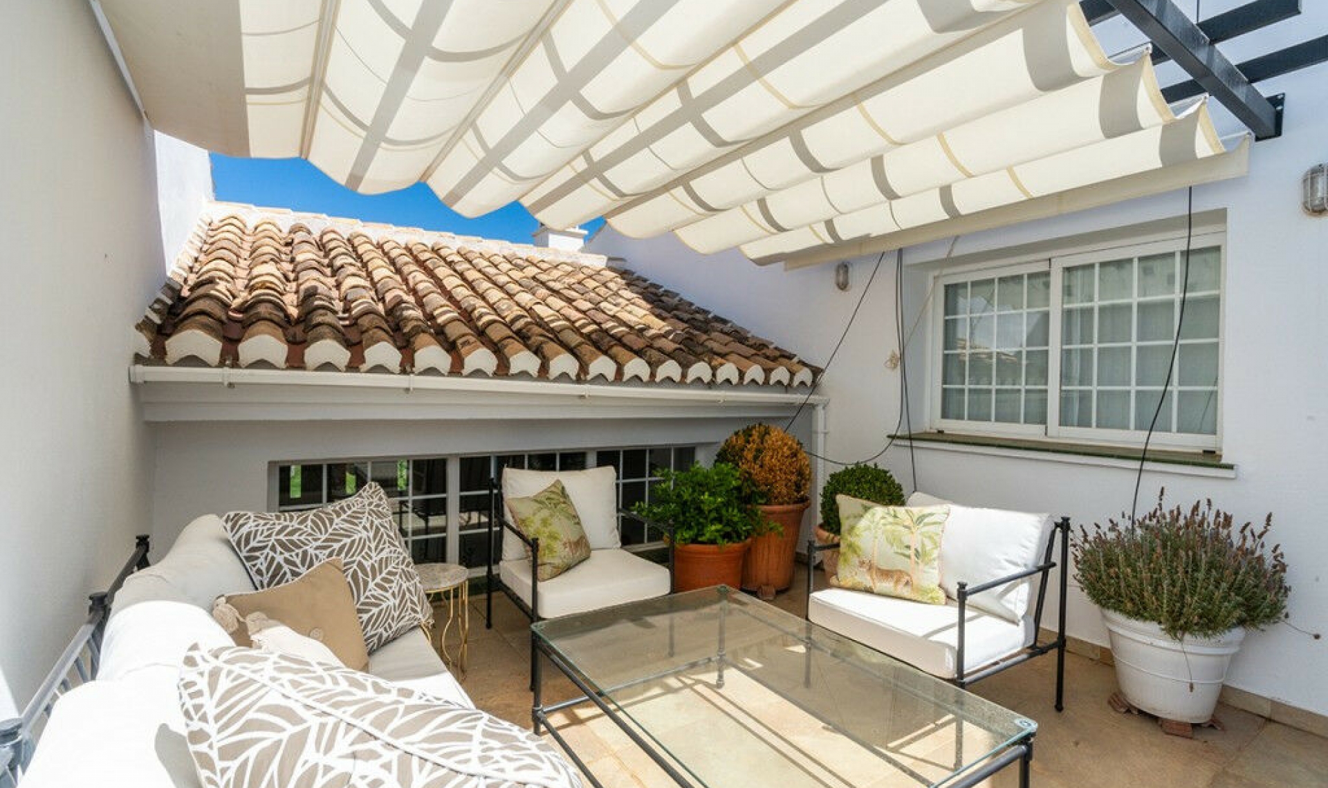 Resale - House -
Riviera del Sol