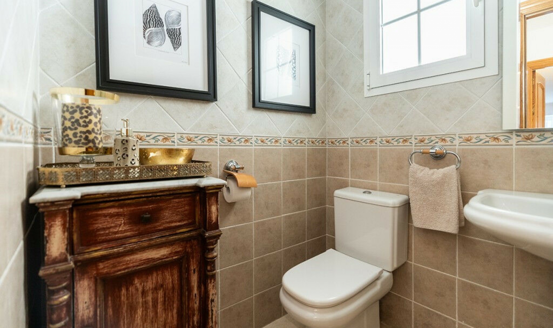 Resale - House -
Riviera del Sol