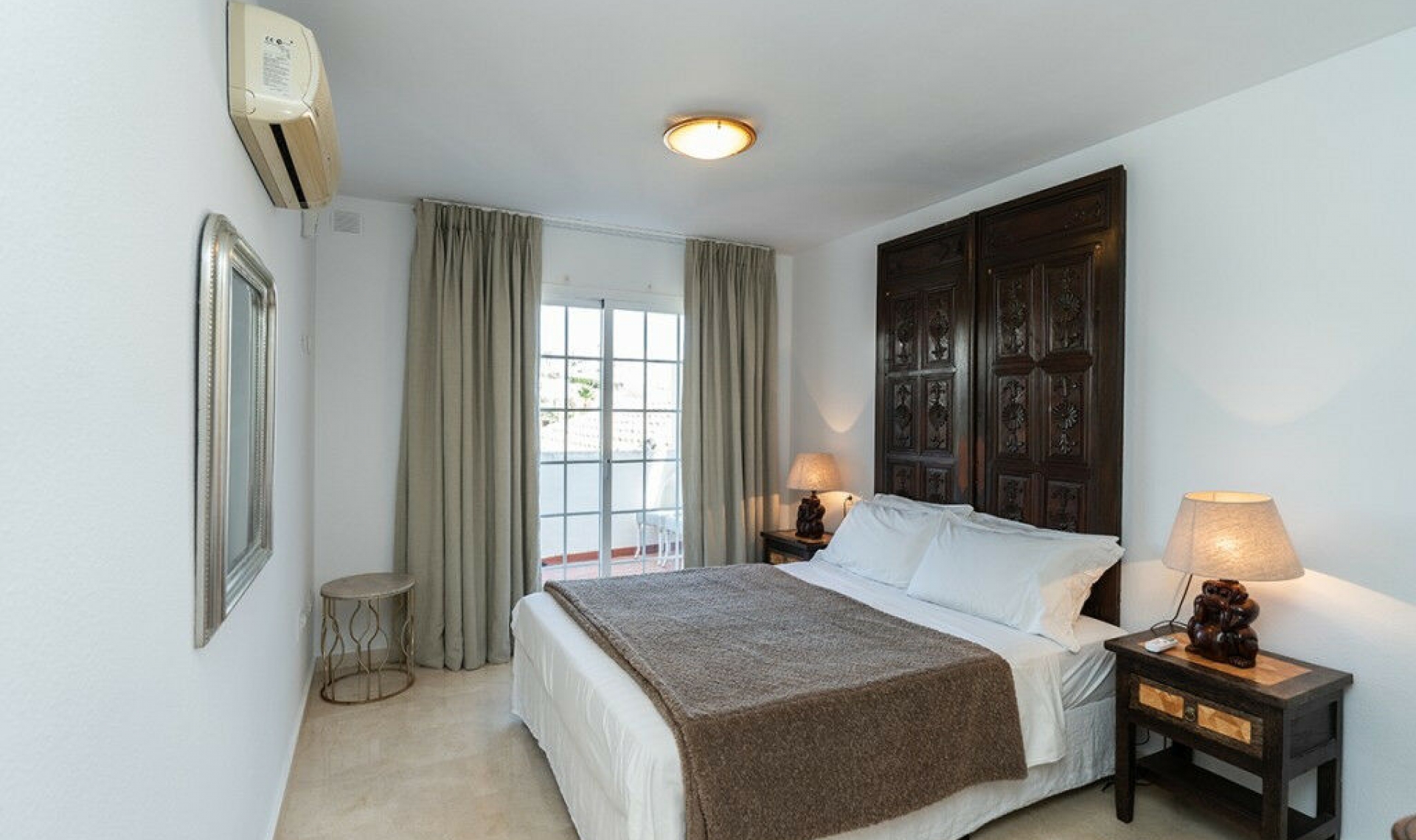 Resale - House -
Riviera del Sol