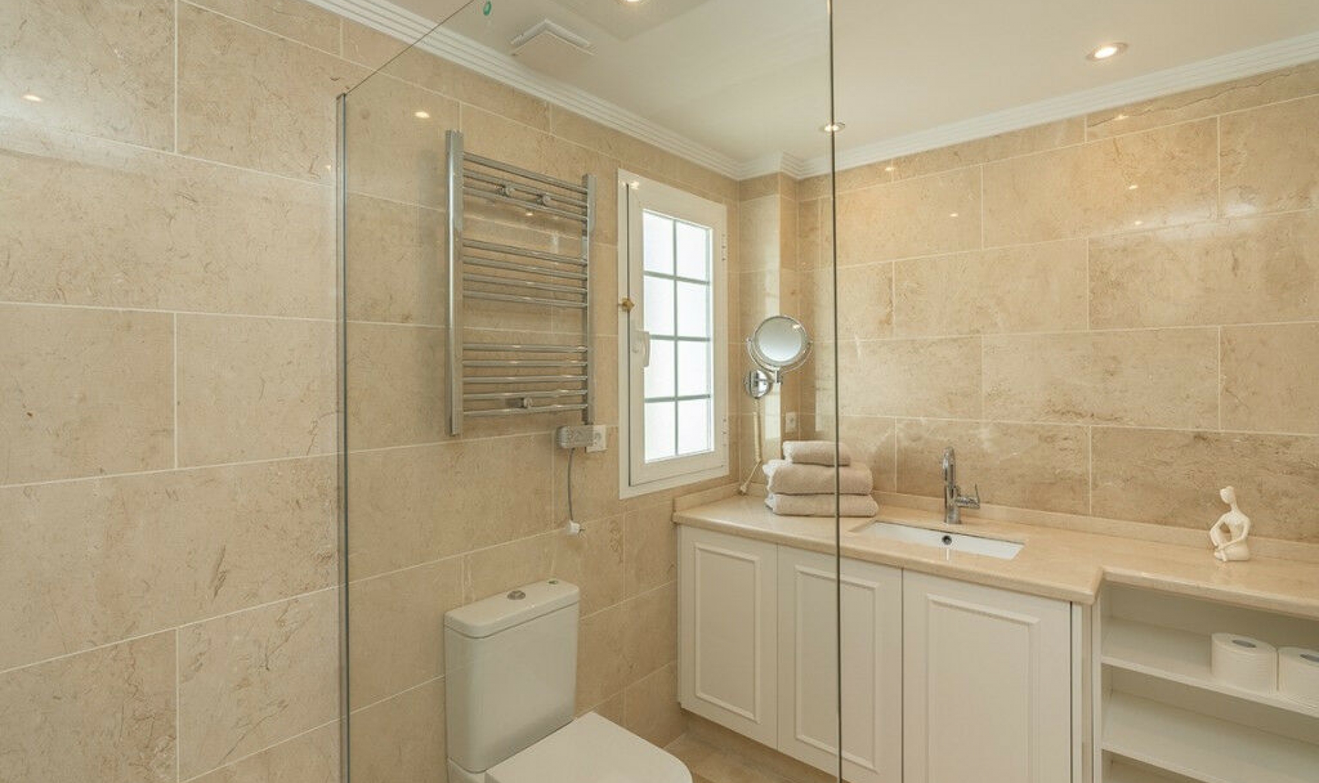 Resale - House -
Riviera del Sol