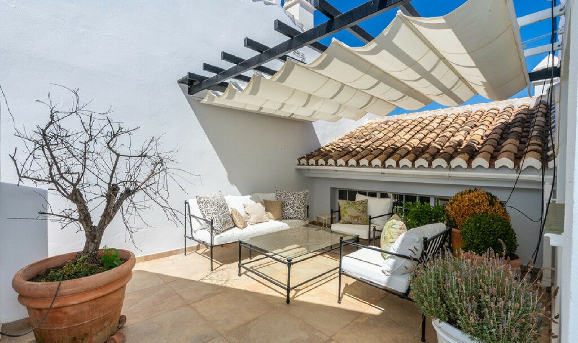 Resale - House -
Riviera del Sol