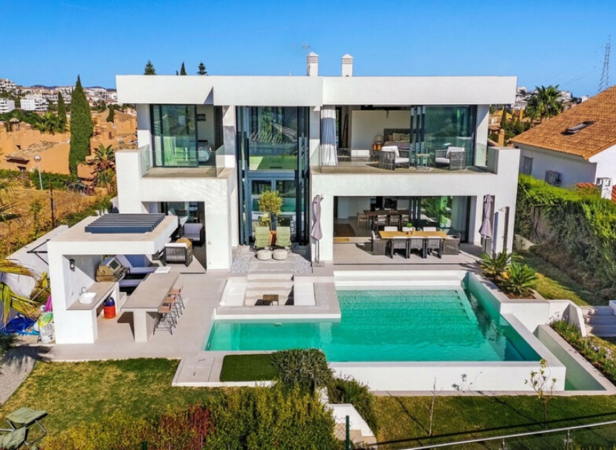 Resale - House -
Riviera del Sol