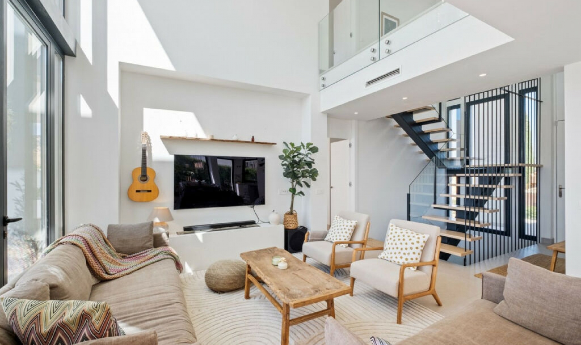 Resale - House -
Riviera del Sol