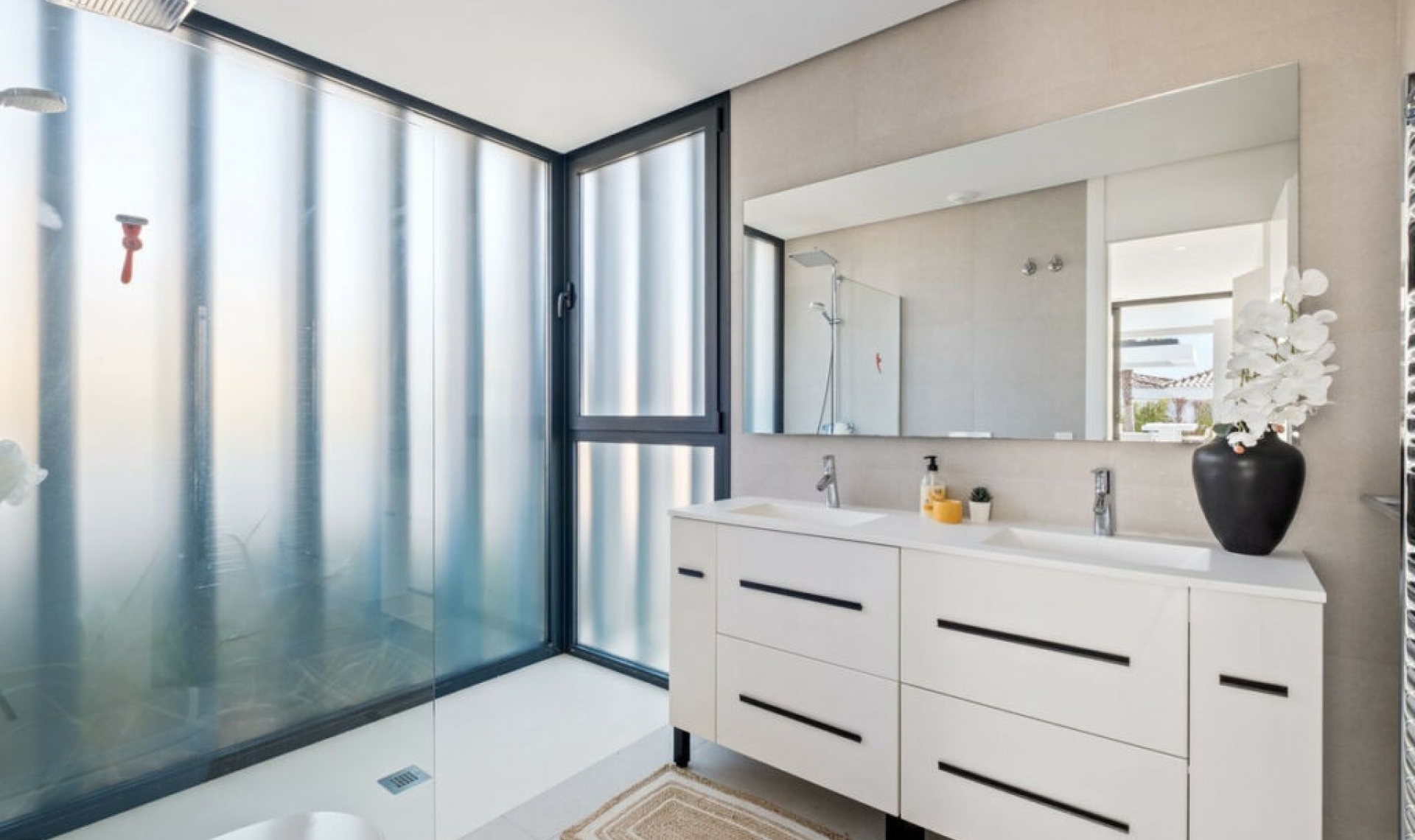 Resale - House -
Riviera del Sol