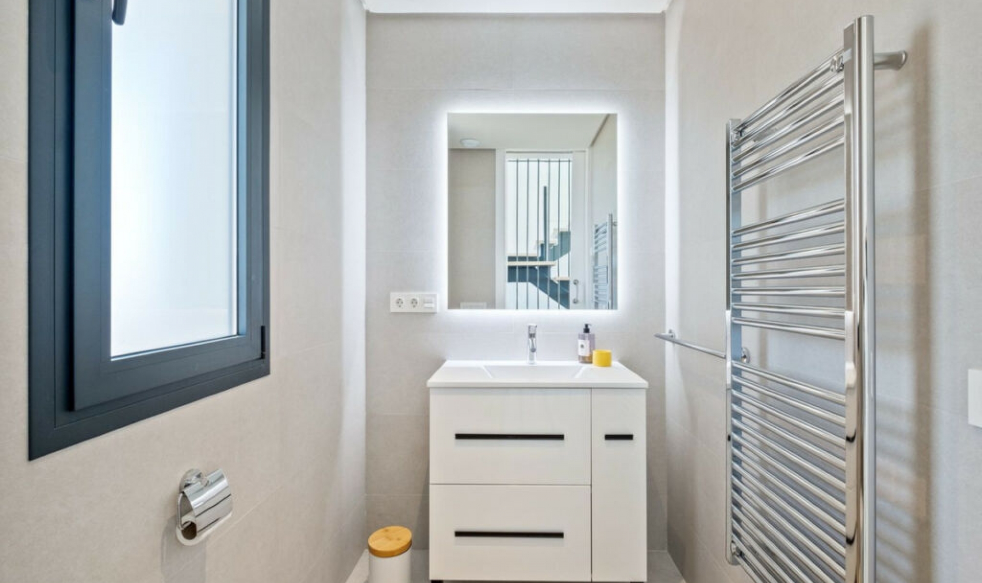 Resale - House -
Riviera del Sol