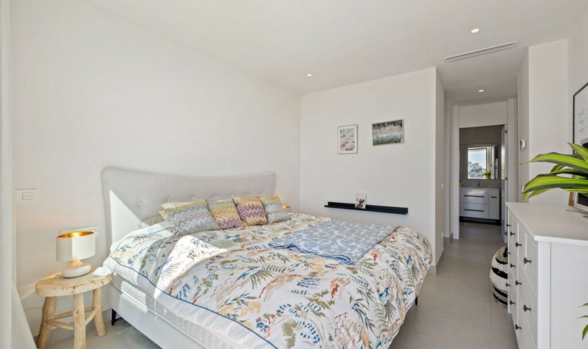 Resale - House -
Riviera del Sol