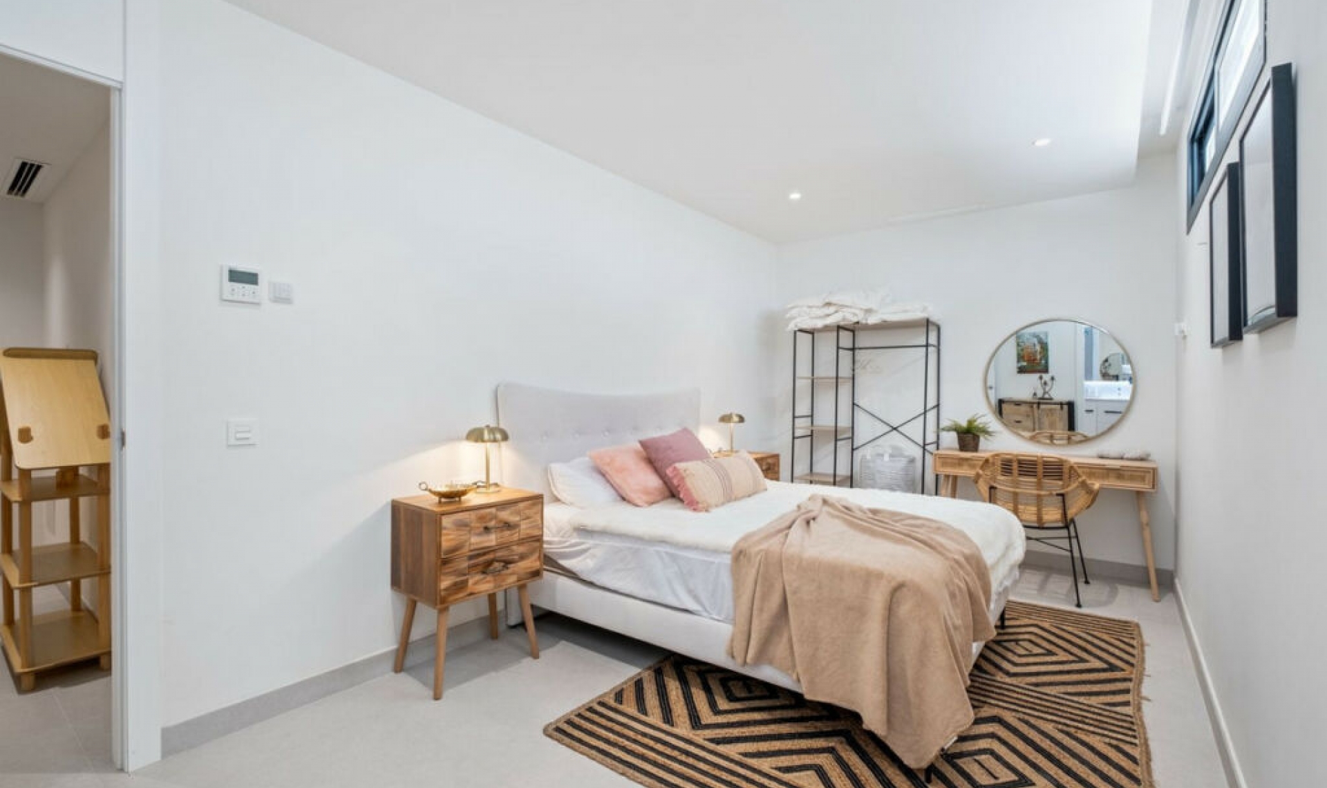 Resale - House -
Riviera del Sol