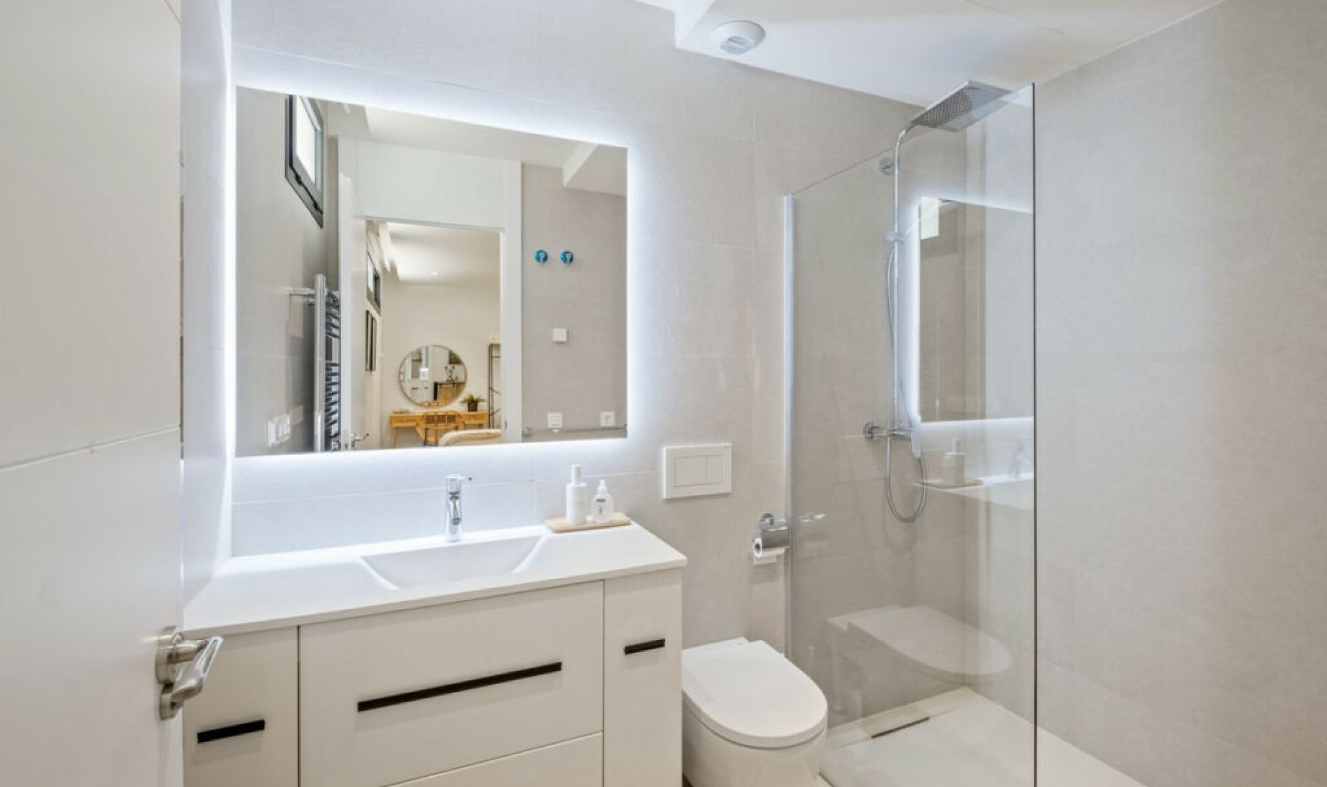 Resale - House -
Riviera del Sol