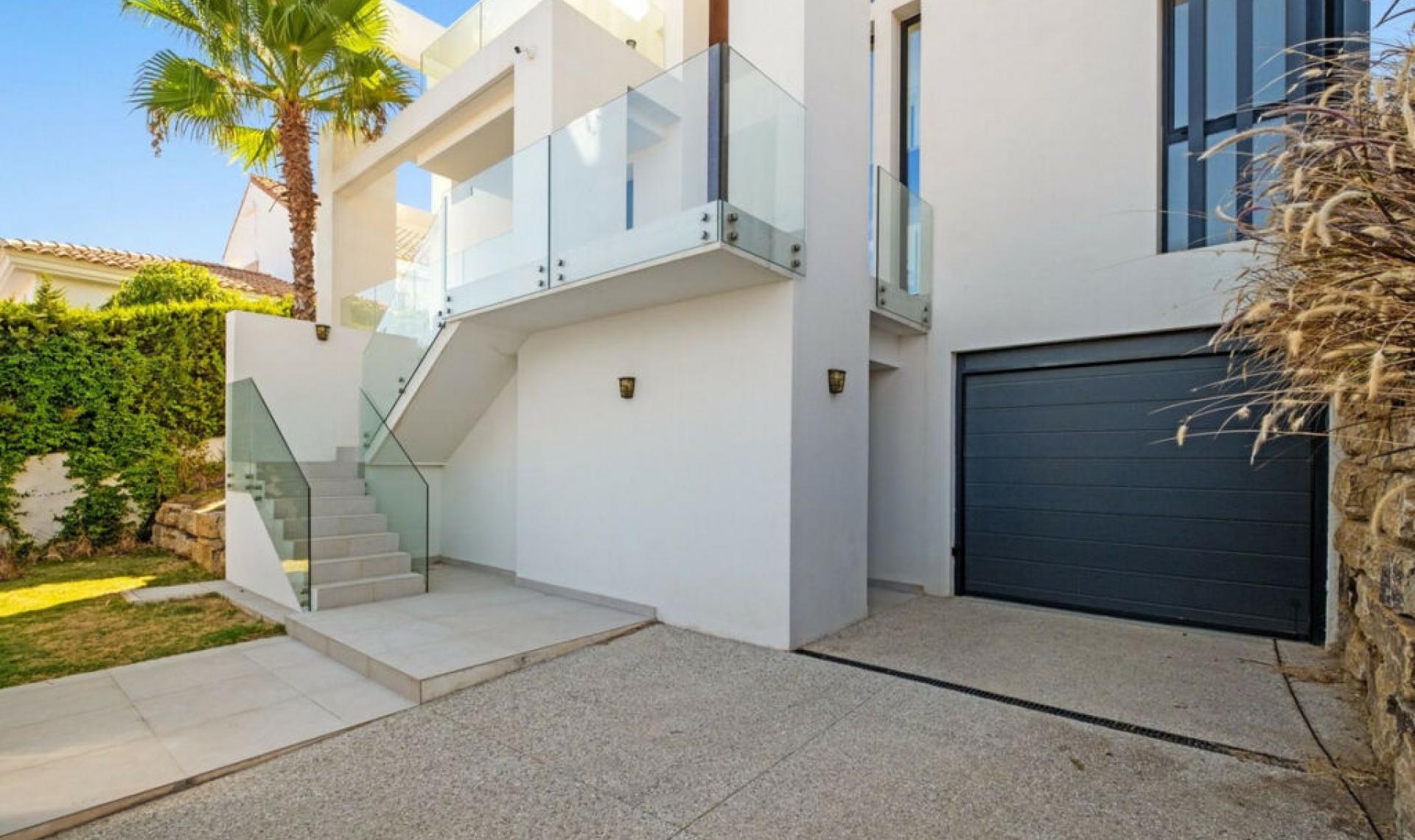 Resale - House -
Riviera del Sol