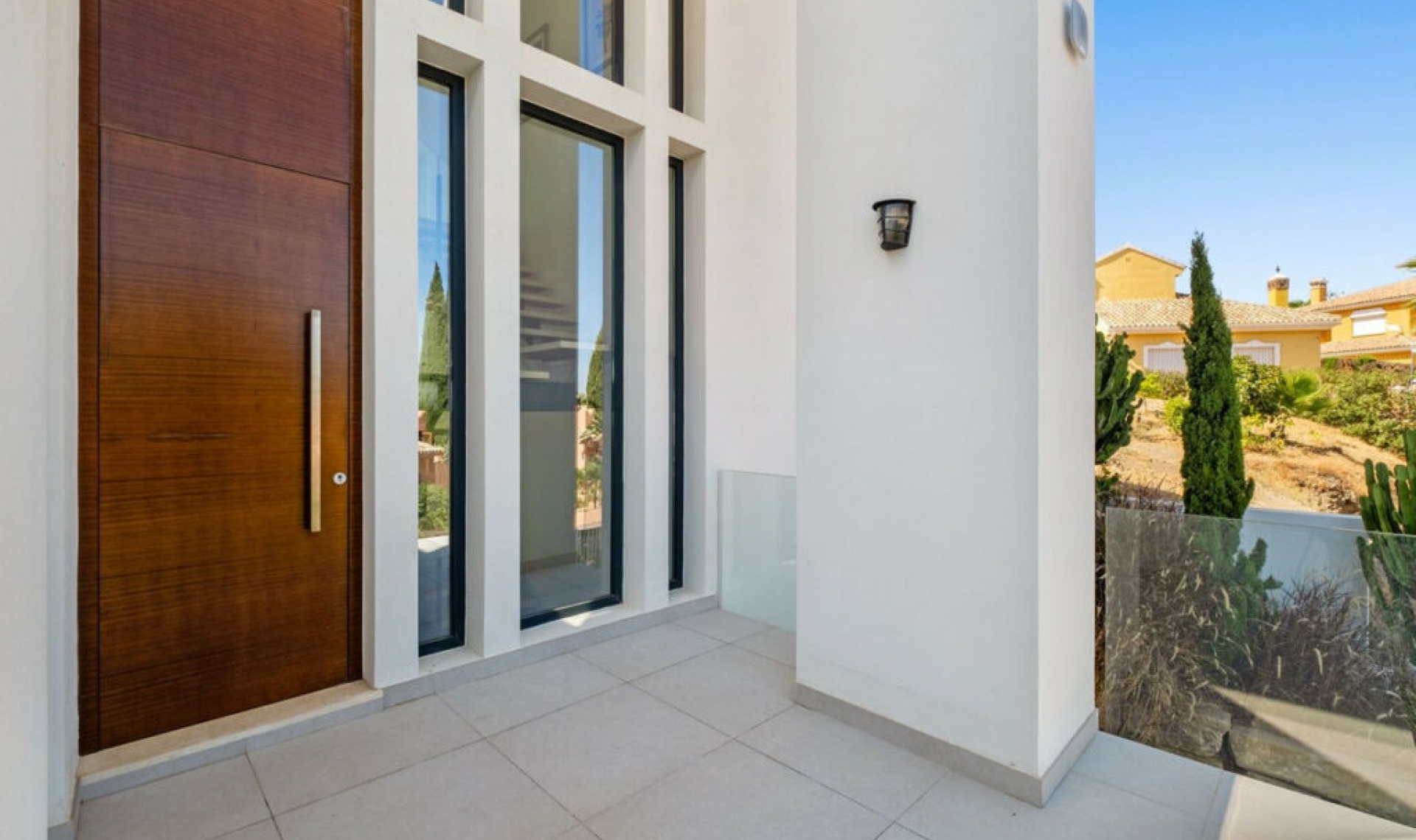 Resale - House -
Riviera del Sol