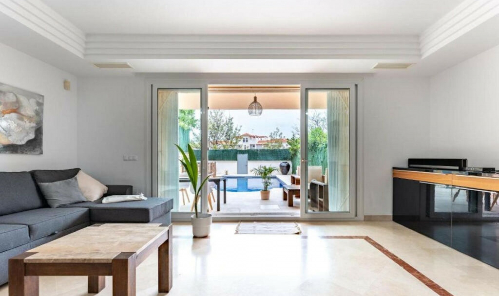 Resale - House -
Riviera del Sol