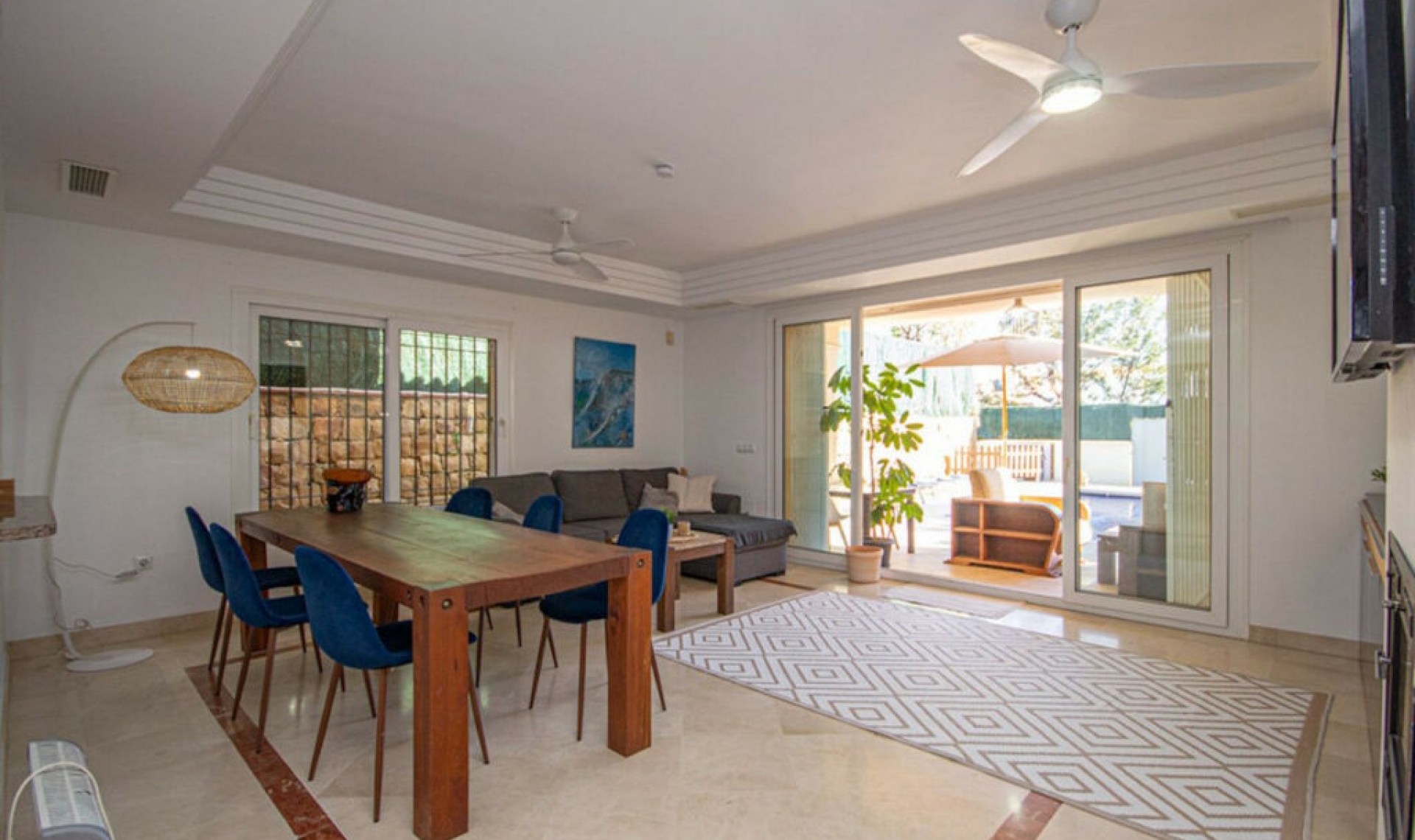 Resale - House -
Riviera del Sol