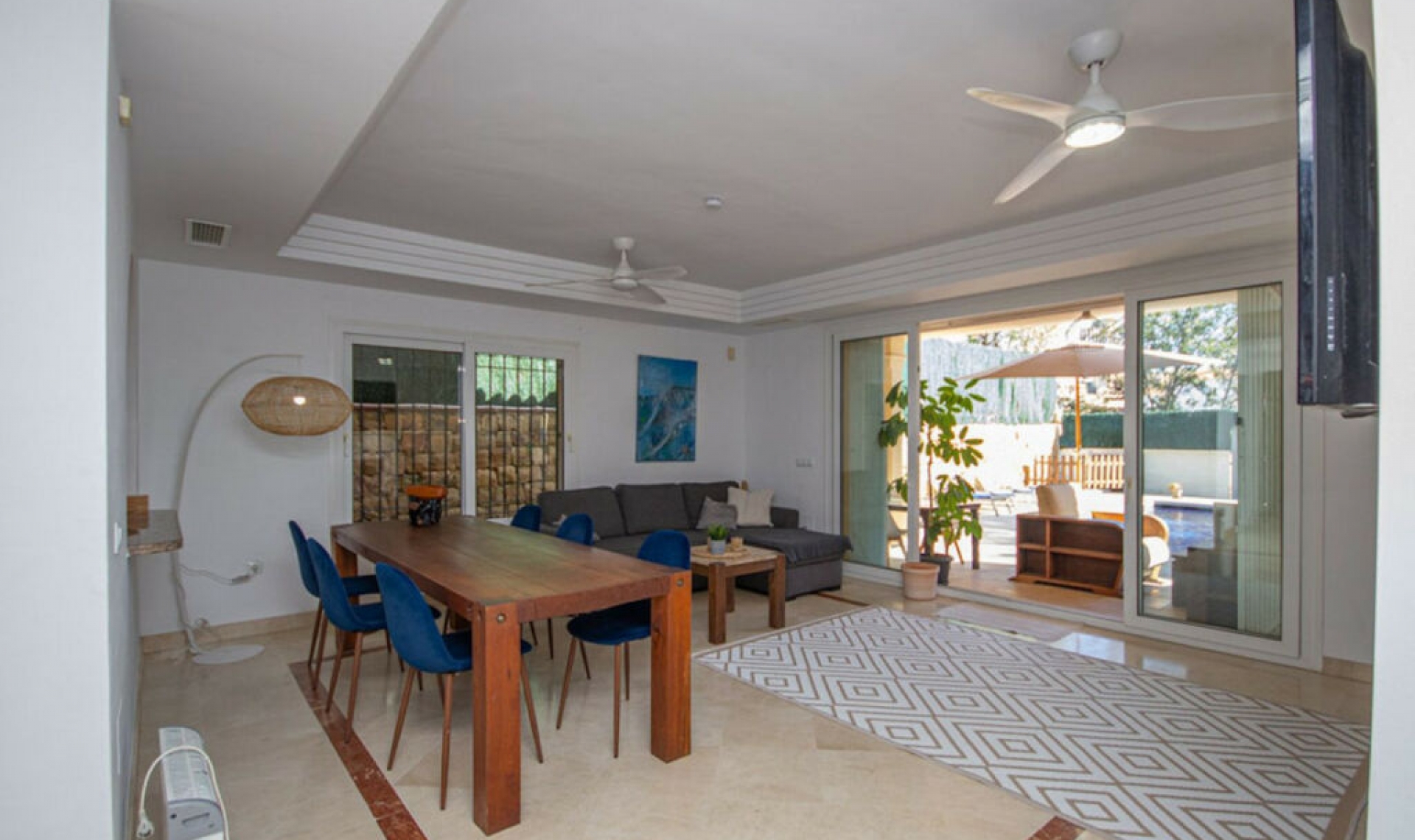 Resale - House -
Riviera del Sol