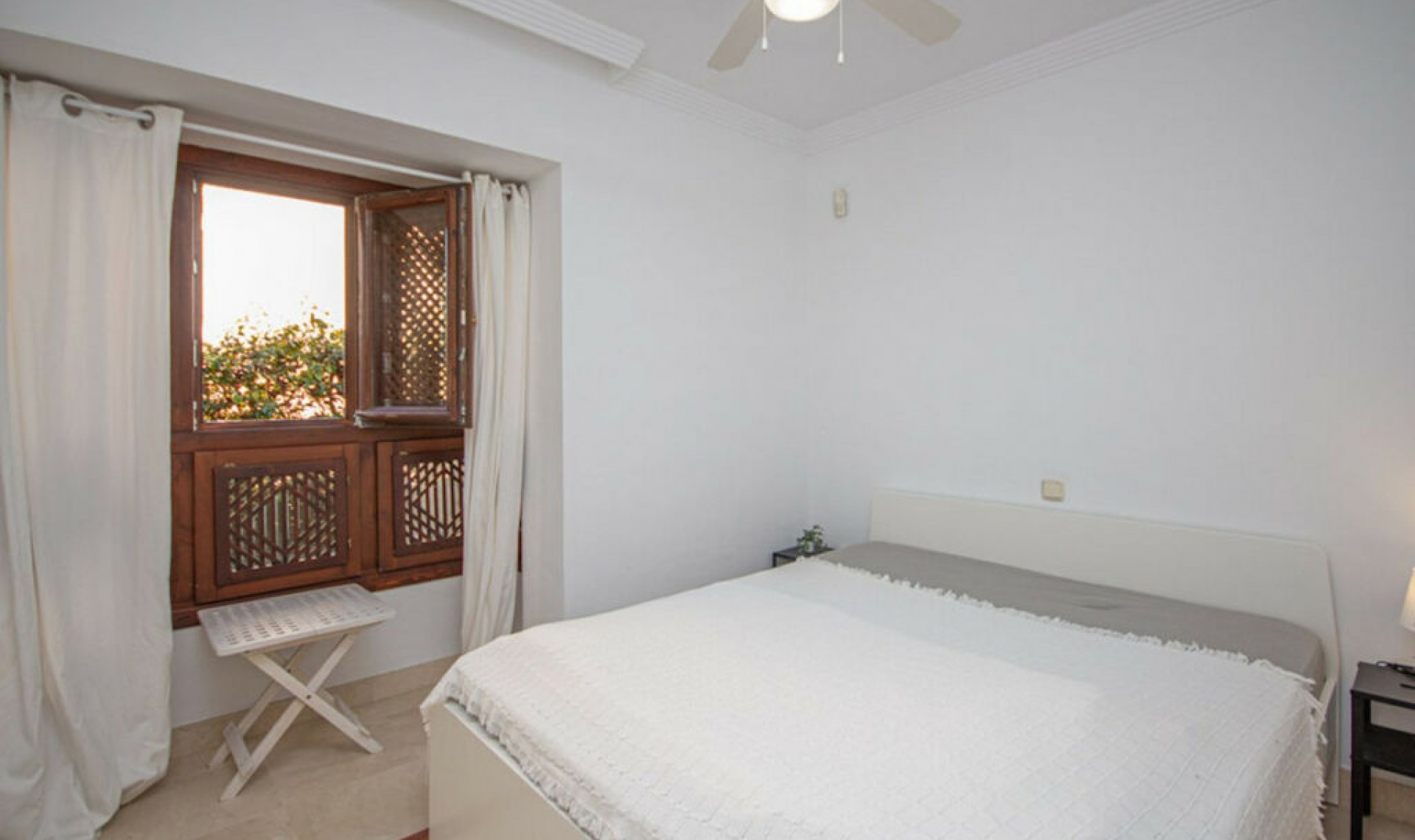 Resale - House -
Riviera del Sol