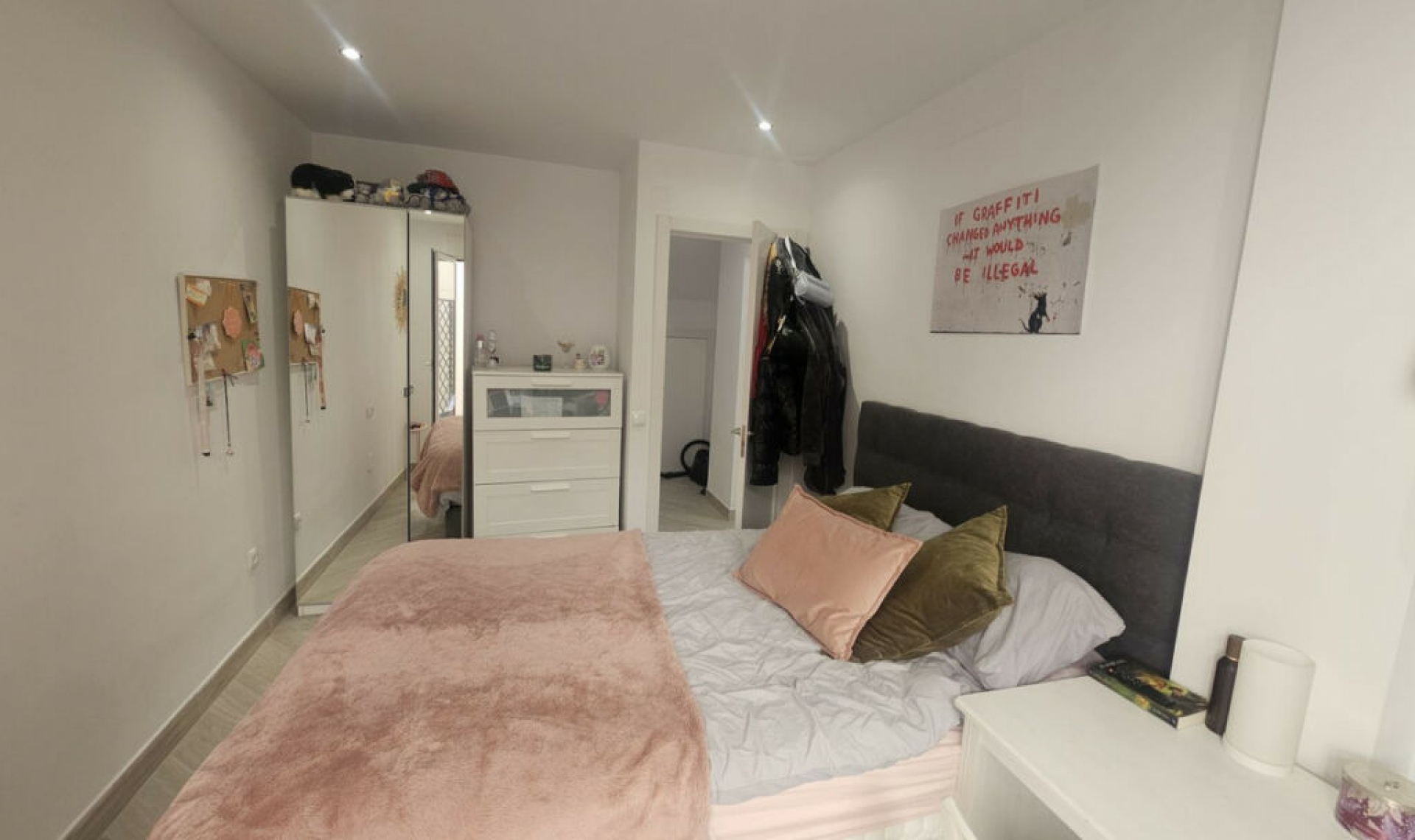 Resale - House -
Riviera del Sol