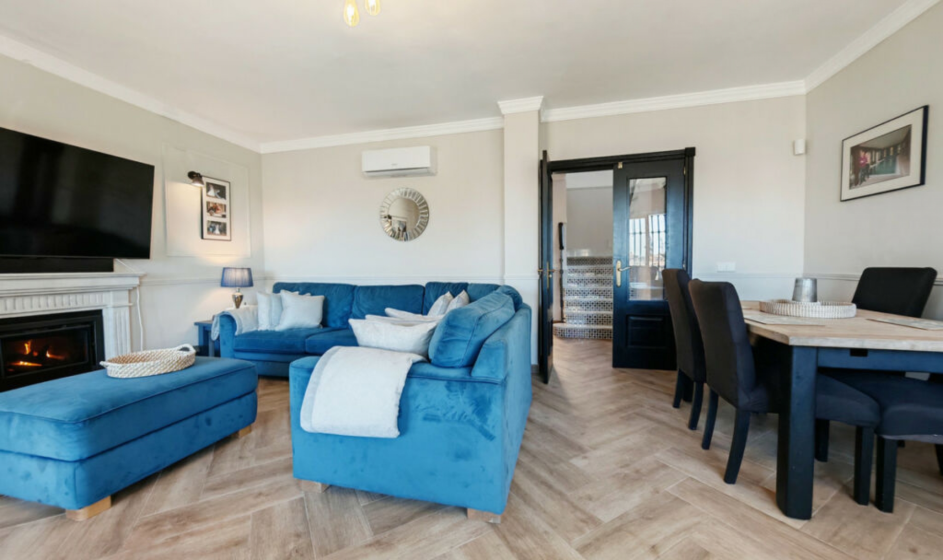 Resale - House -
Riviera del Sol