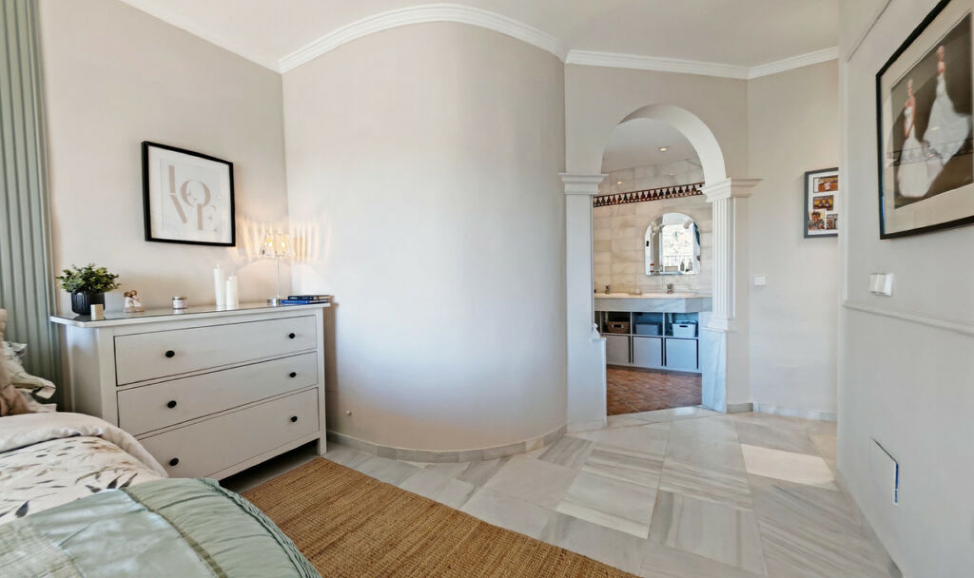 Resale - House -
Riviera del Sol