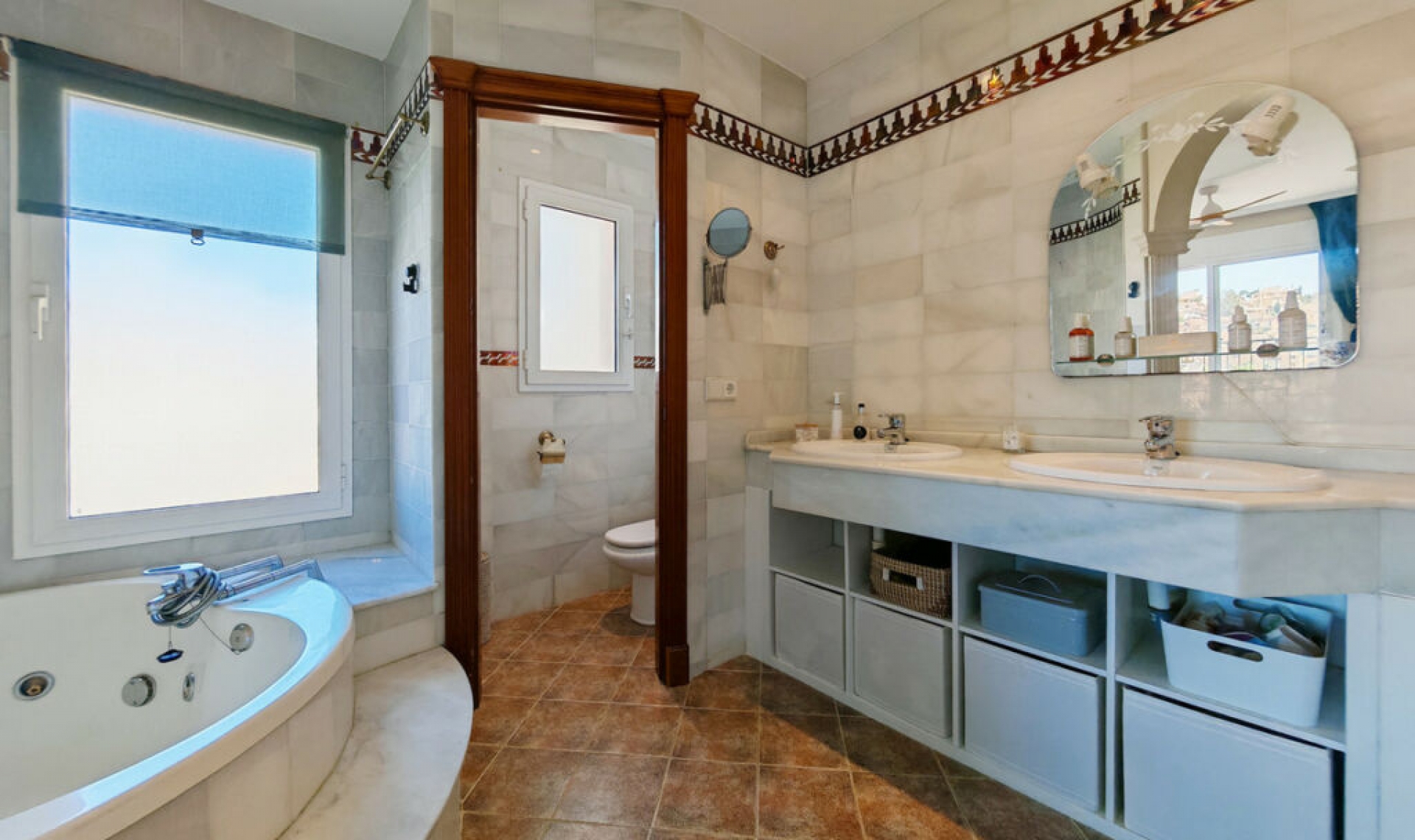 Resale - House -
Riviera del Sol